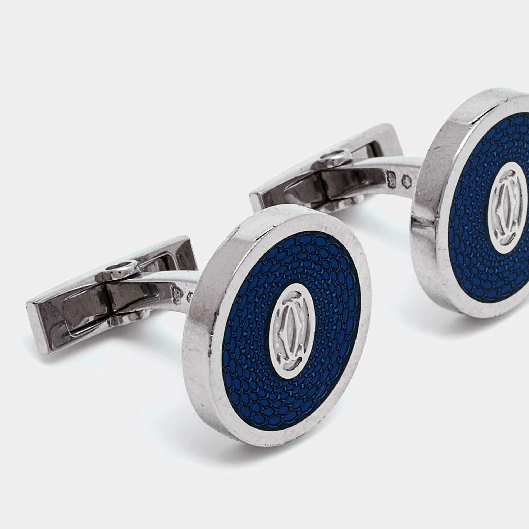 The ideal pick to complement not just your style but your personality as well are these cufflinks from Cartier. They are made from silver 925 and detailed with their double C logos, lending the pair a timeless appeal.

