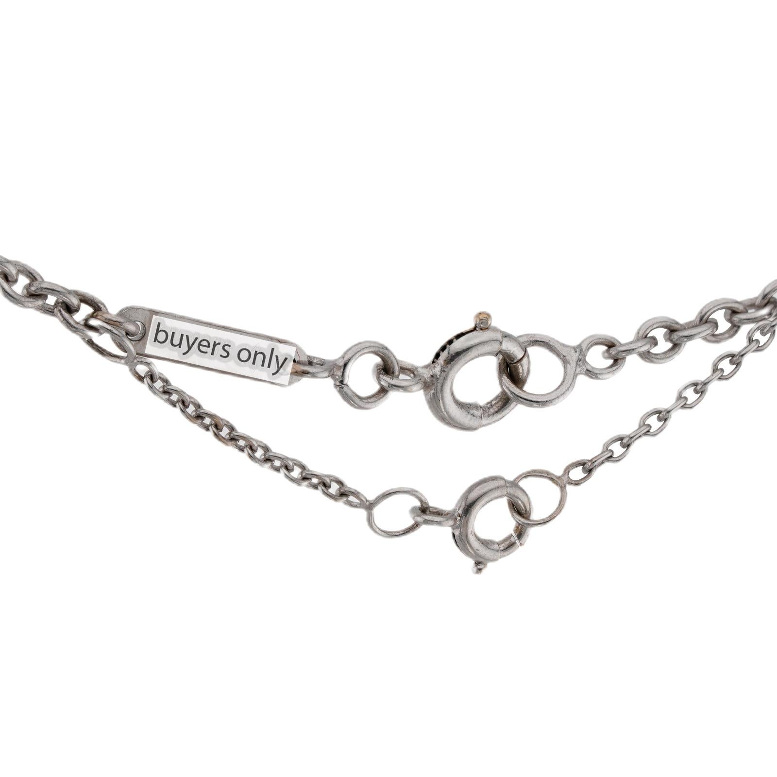 Cartier Ciondolo a forma di cuore con pavé di diamanti in oro bianco 18 carati in vendita 4