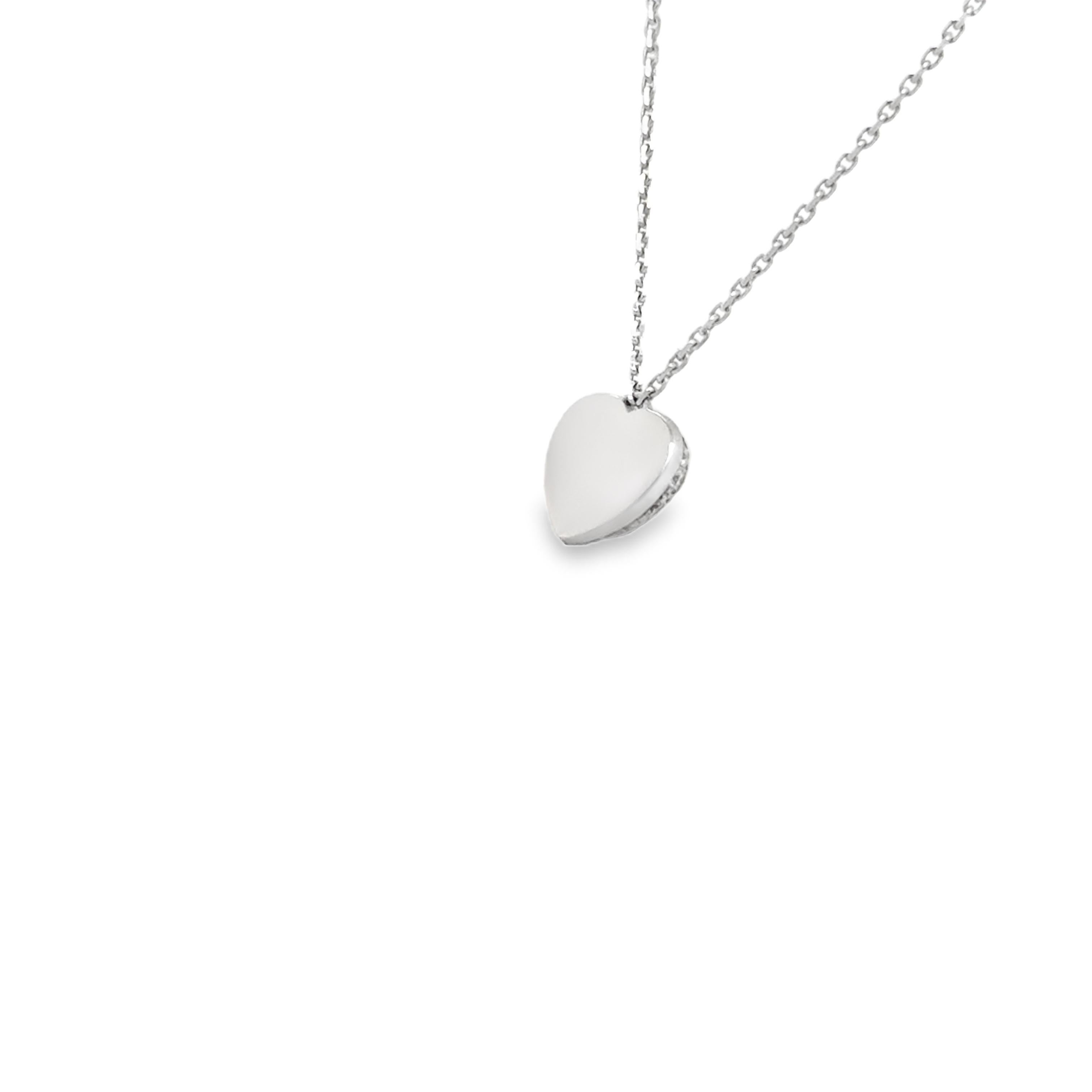 Taglio rotondo Cartier Ciondolo a forma di cuore con pavé di diamanti in oro bianco 18 carati in vendita