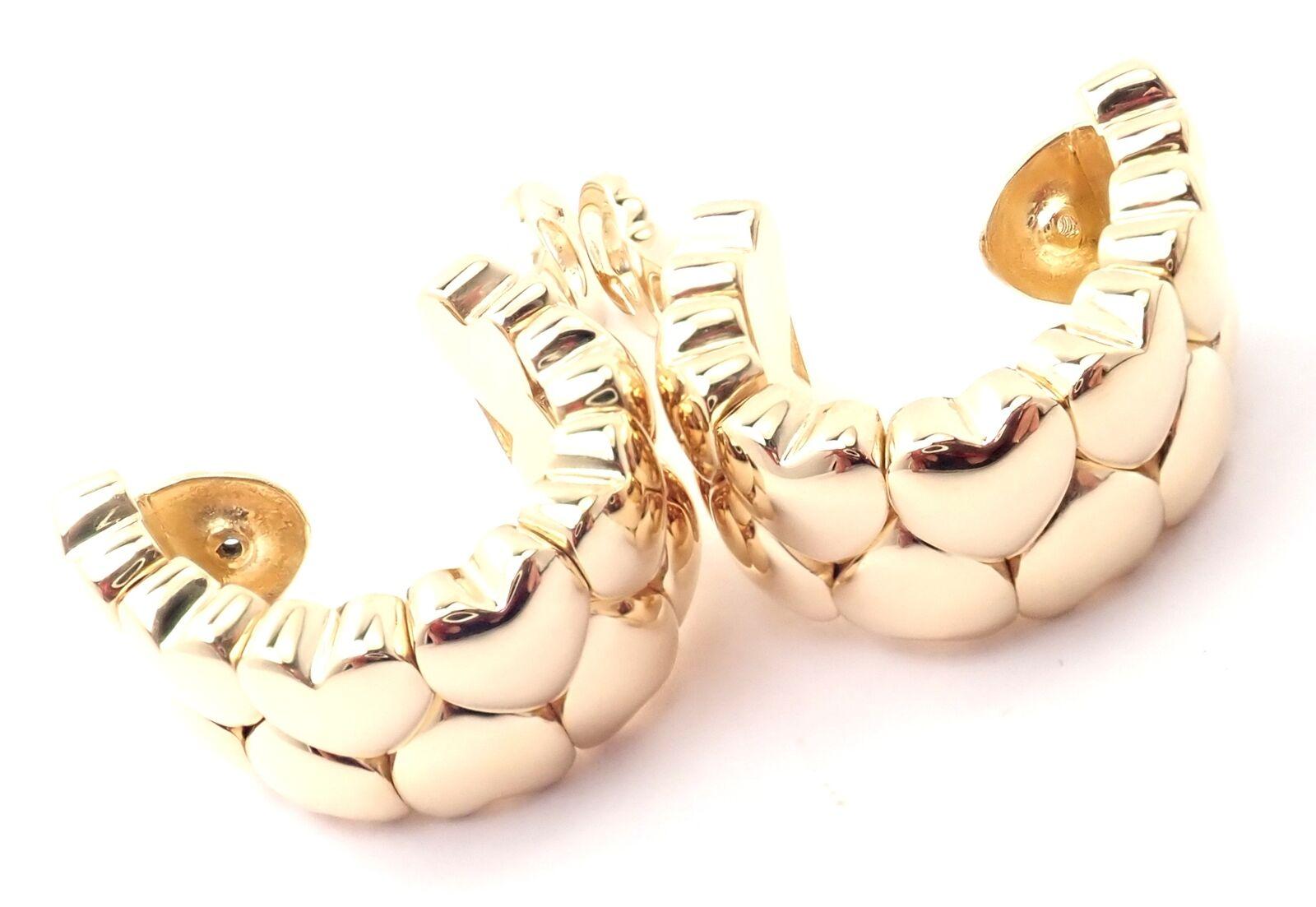 Cartier, boucles d'oreilles cerceau en or jaune en forme de cœur Excellent état - En vente à Holland, PA