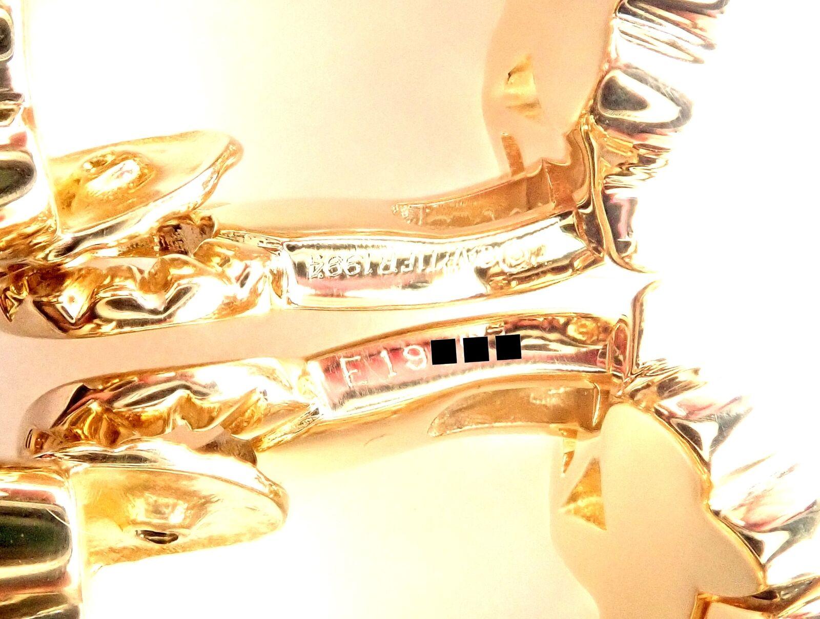 Cartier Double Heart Shaped Yellow Gold Hoop Earrings For Sale 2