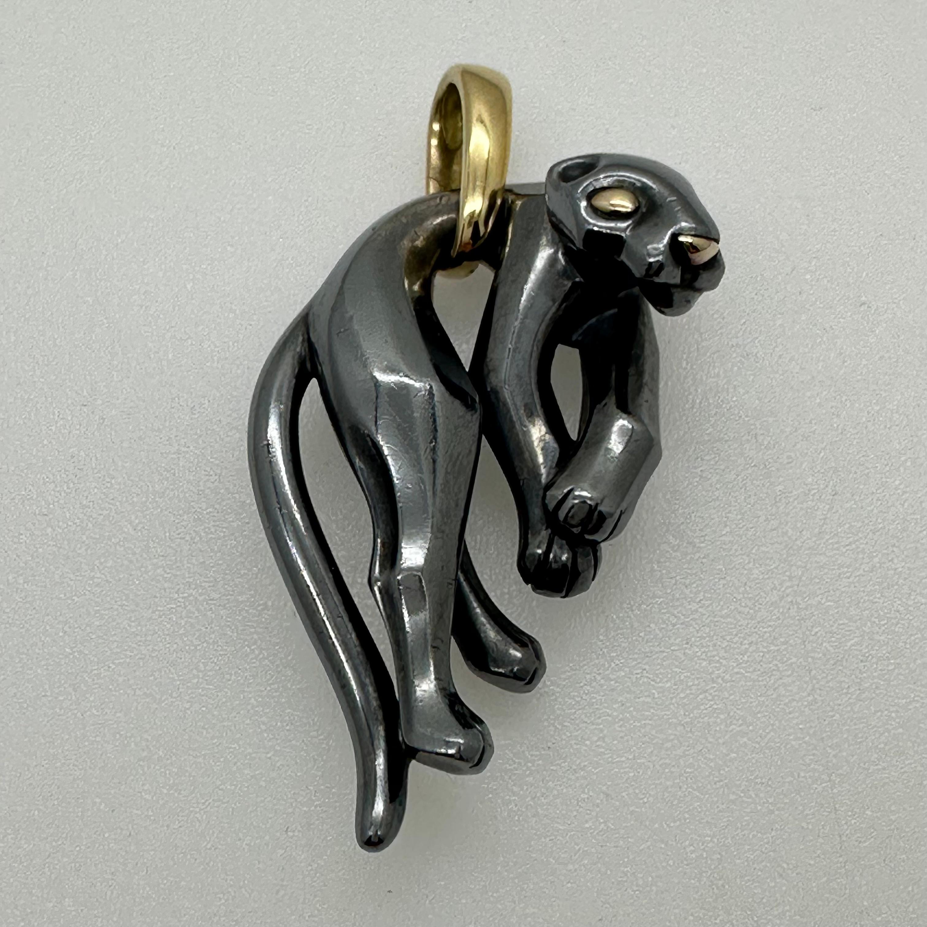 CARTIER Panther-Anhänger aus 18 Karat Gelbgold mit Hämatit und Panther groß für Damen oder Herren