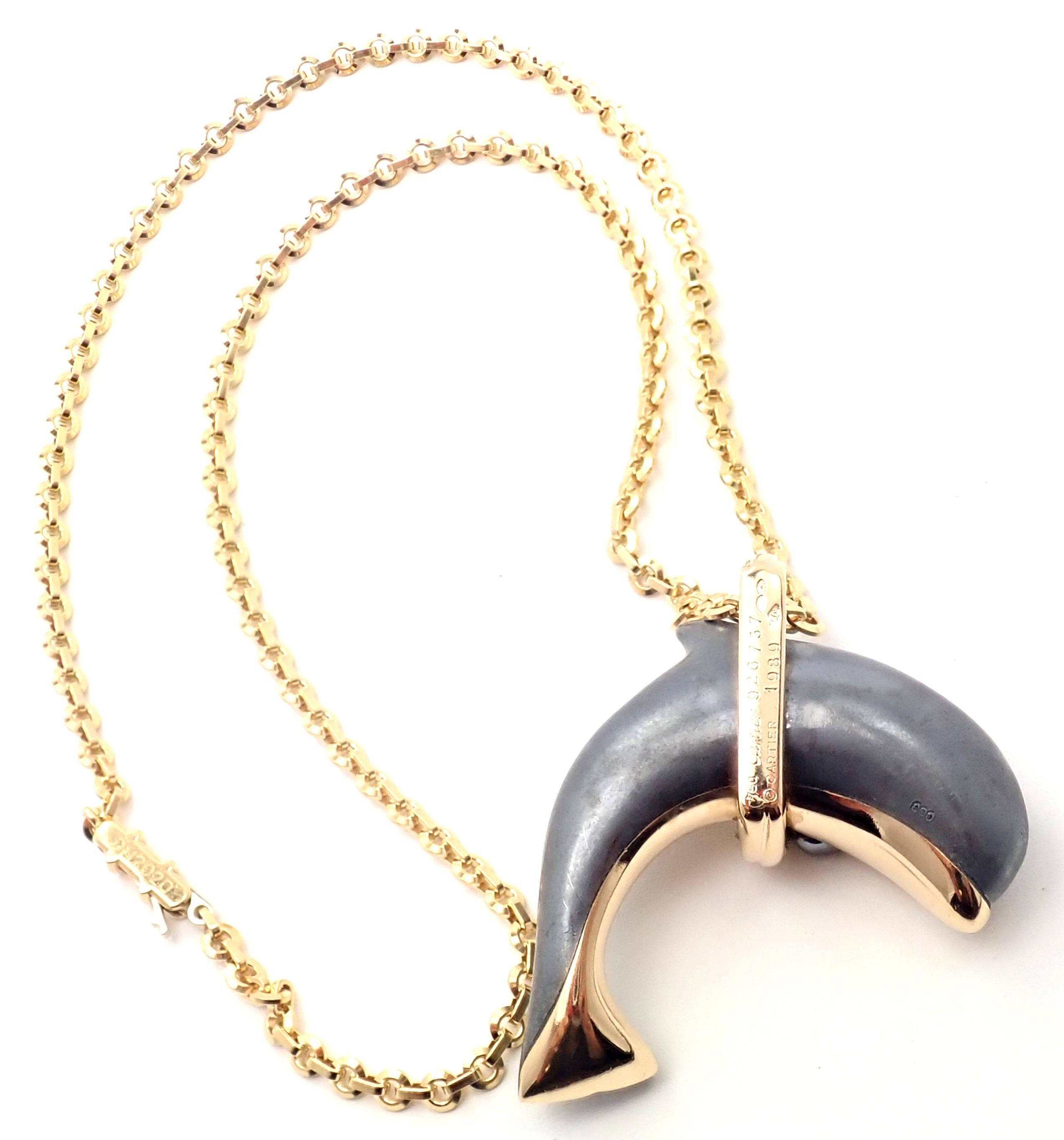 Cartier Hematite Dolphin Yellow Gold Pendant Link Necklace For Sale 5