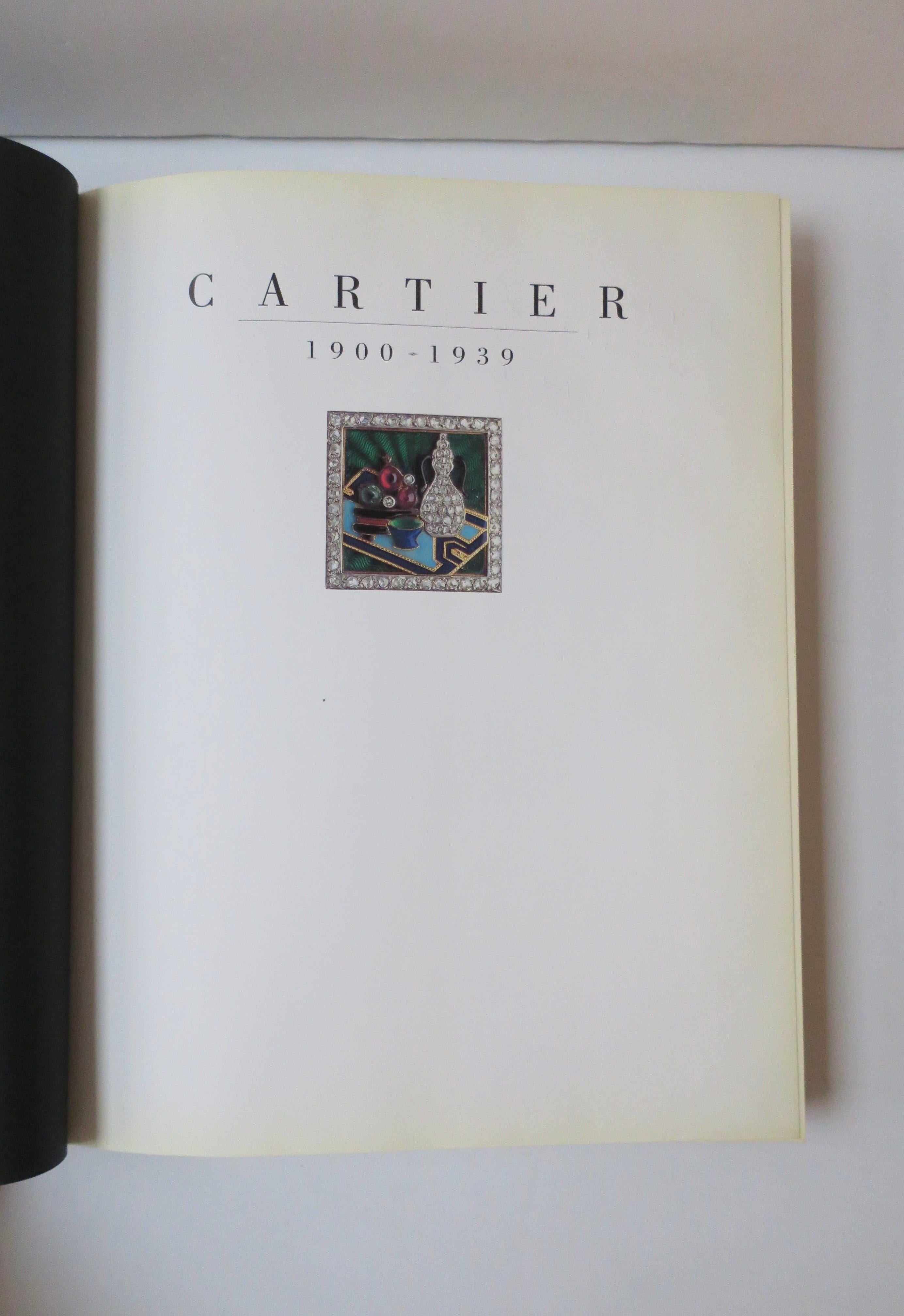 Livre de table d'exposition haute joaillerie Cartier, 1997 Bon état - En vente à New York, NY