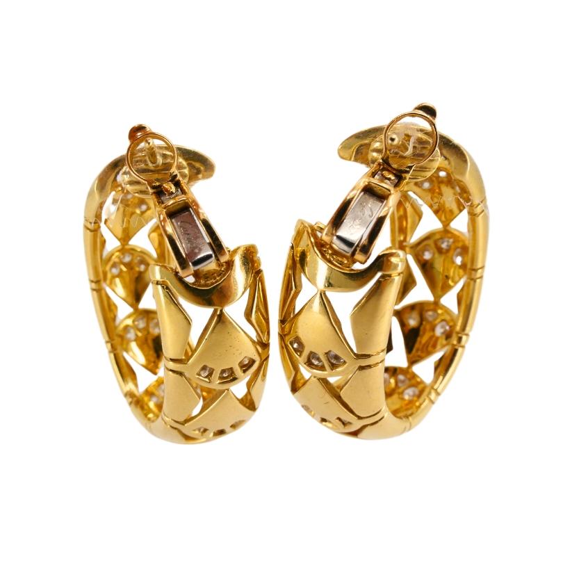 Women's Cartier Hoop Earrings Diamond  18k Gold Triangular Pattern For Sale