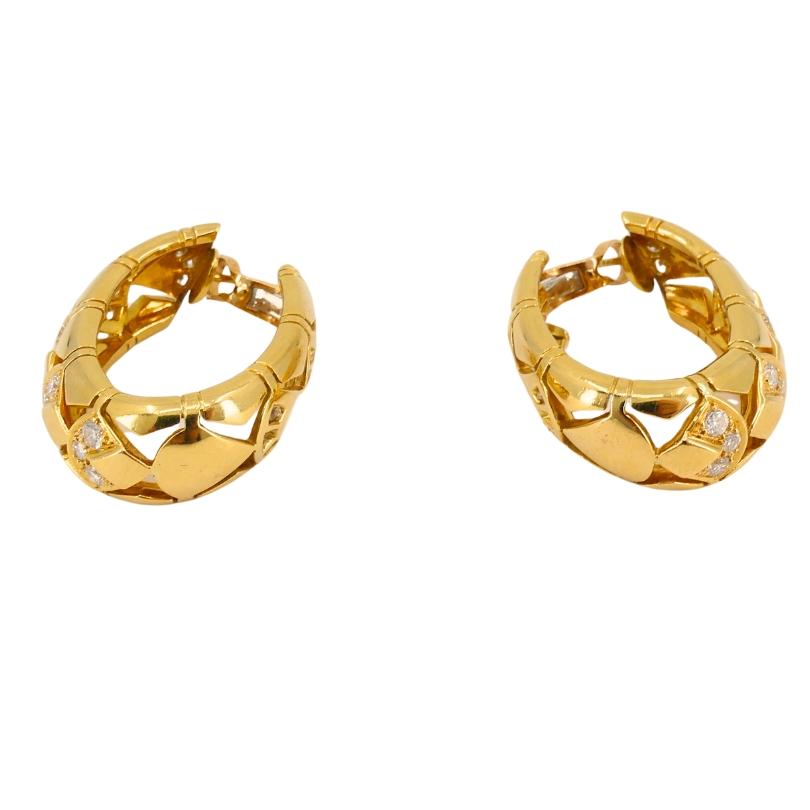 Cartier Hoop Earrings Diamond  18k Gold Triangular Pattern For Sale 4