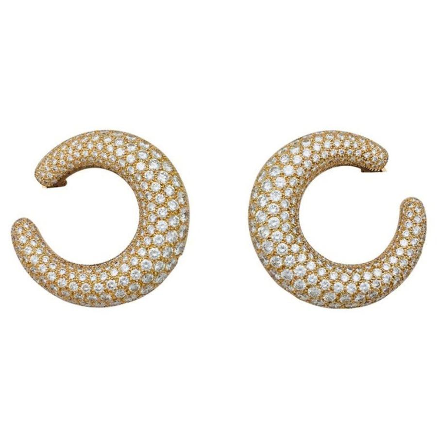 Contemporary Cartier Hoop Earrings, Yellow Gold Set with Diamonds For Sale