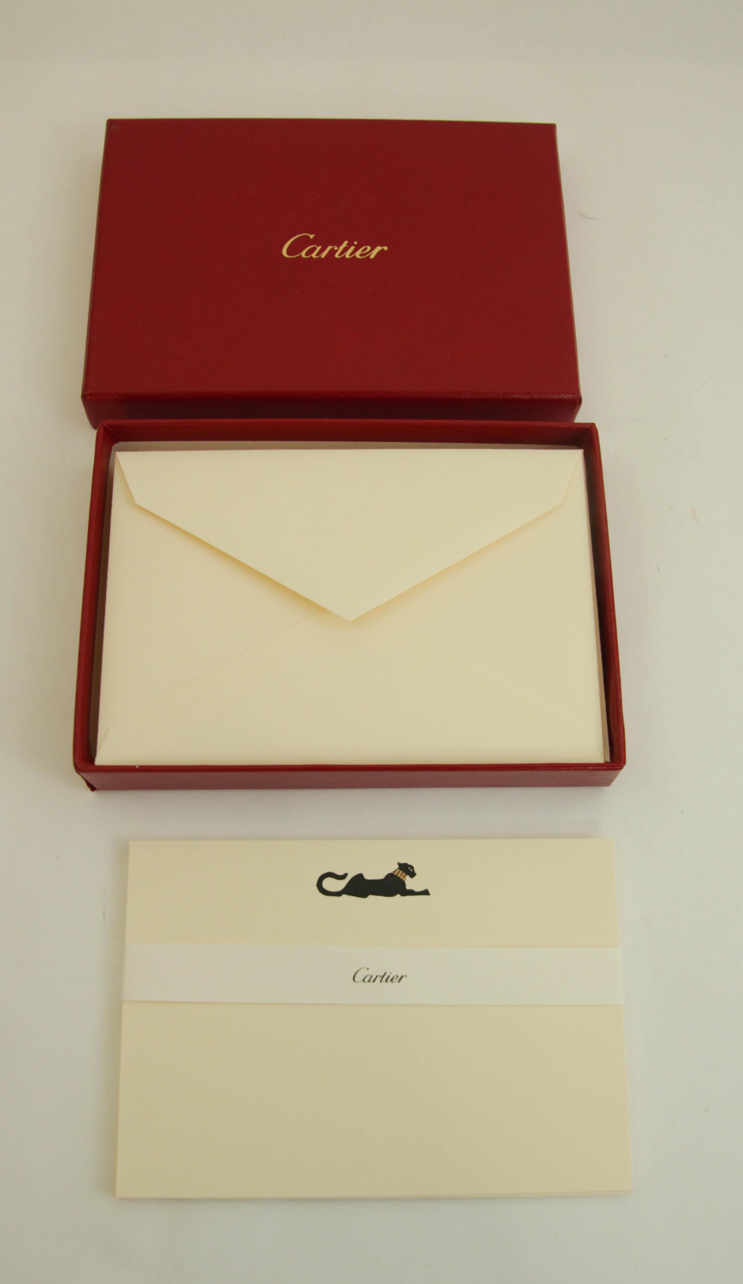 Femenino o masculino Juego de tarjeta y sobre con diseño de pantera icónica de Cartier Papelería de escritorio de lujo en venta