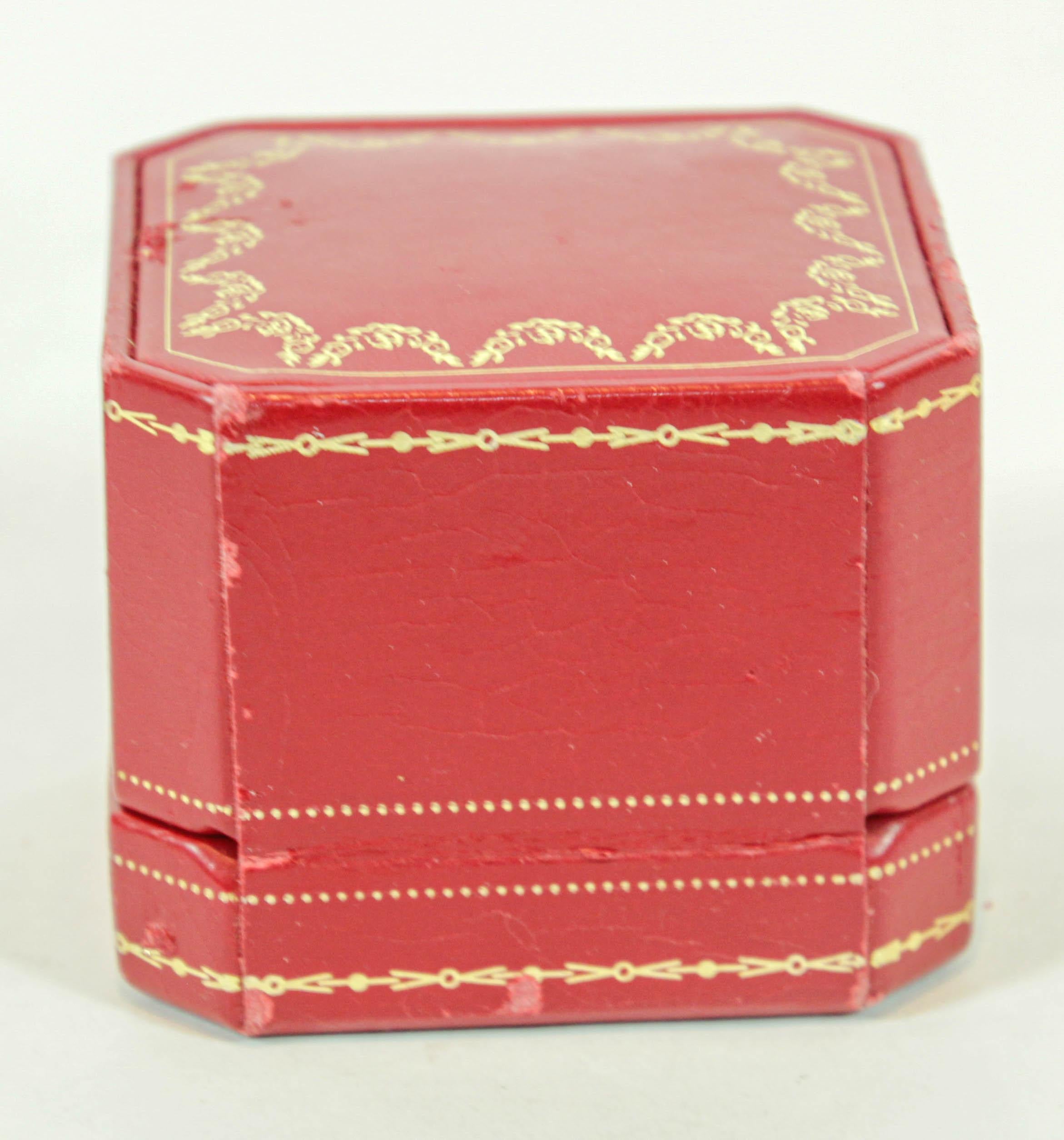 Cartier Jewelry Ring Box in Red Leather Gilt Embossed For Sale 7