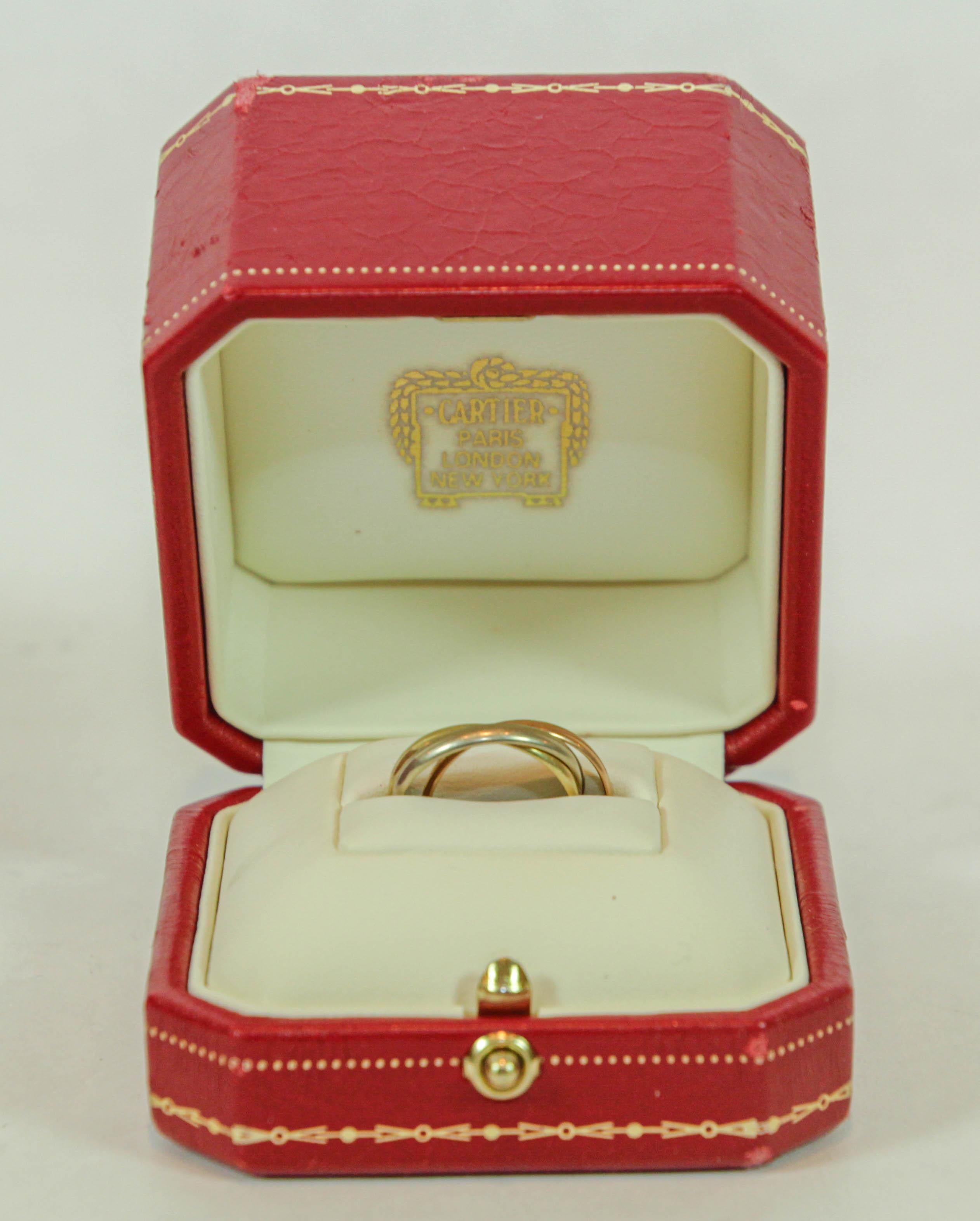 Cartier Jewelry Ring Box in Red Leather Gilt Embossed For Sale 1