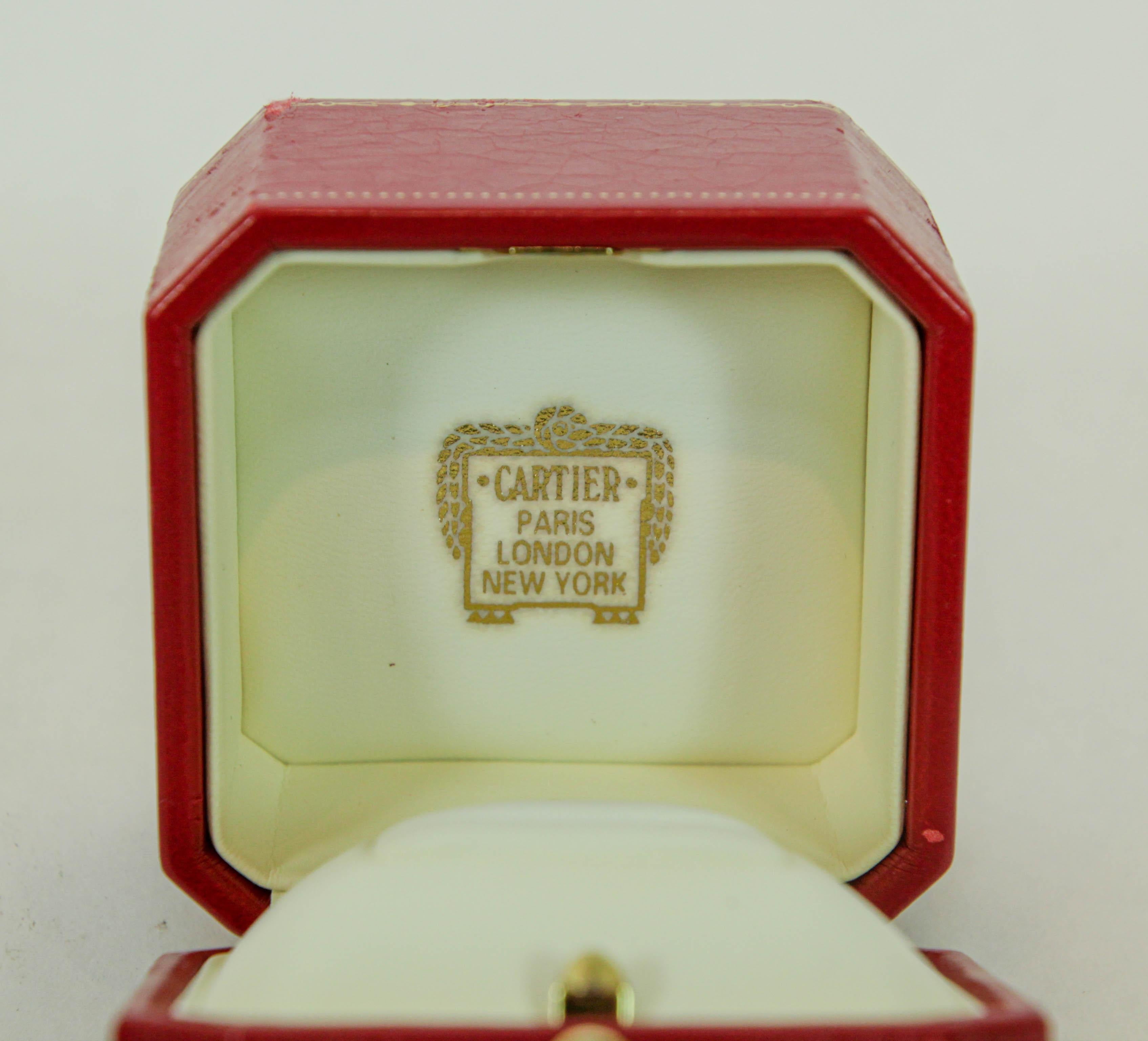 Cartier Jewelry Ring Box in Red Leather Gilt Embossed For Sale 2