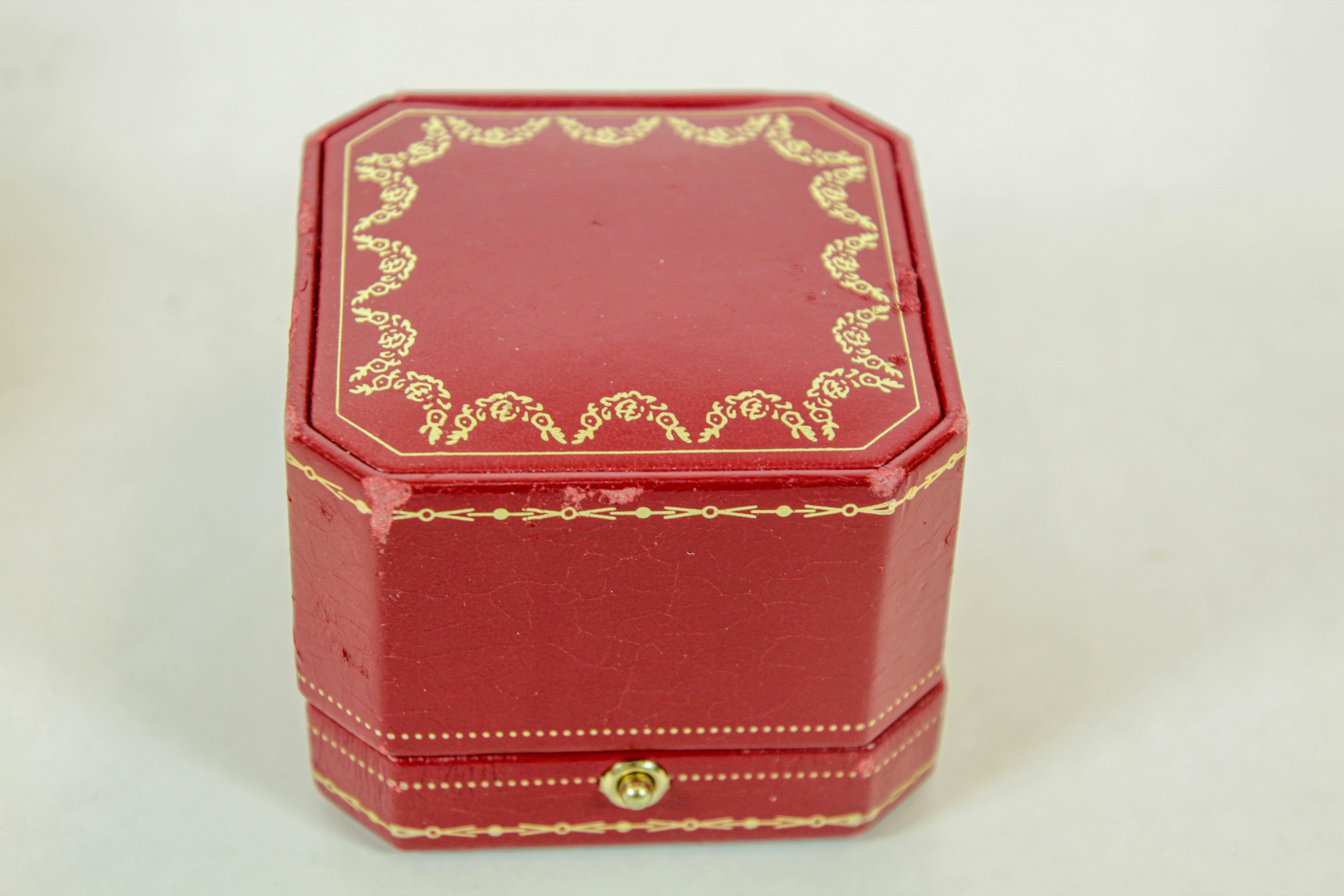 Cartier Jewelry Ring Box in Red Leather Gilt Embossed For Sale 4
