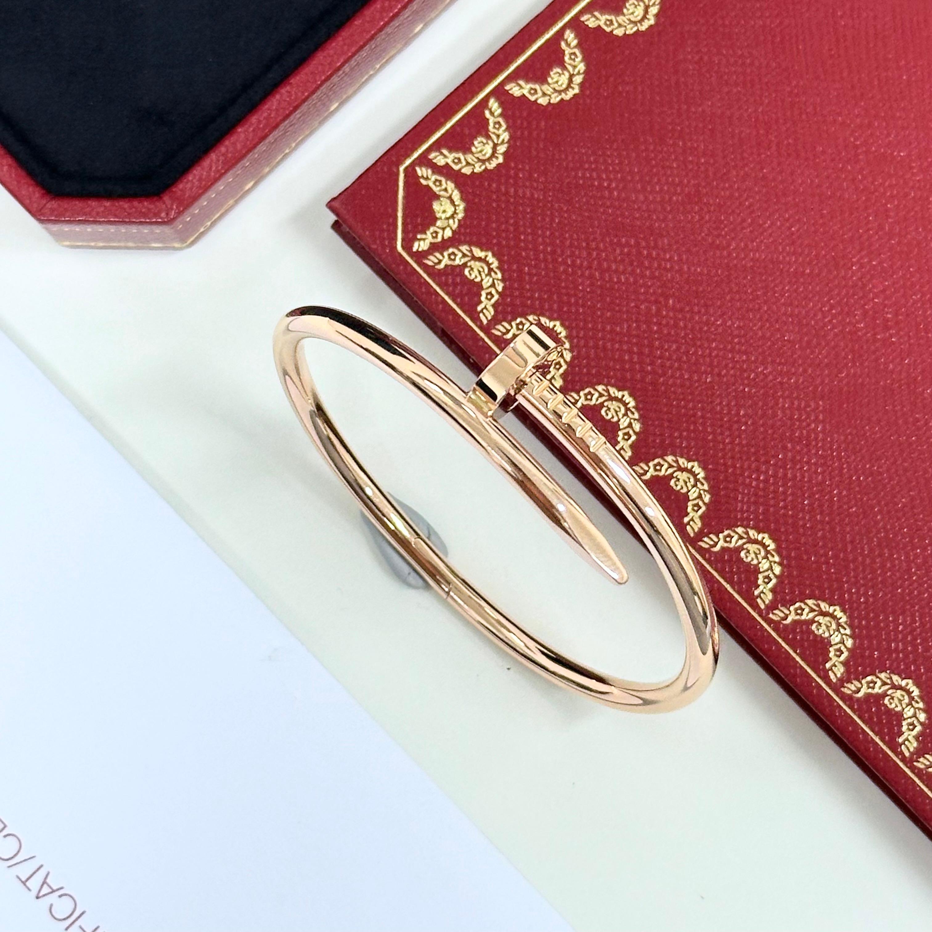 Cartier Just Un Clou Bracelet Taille 15 Or Rose Excellent état - En vente à London, GB