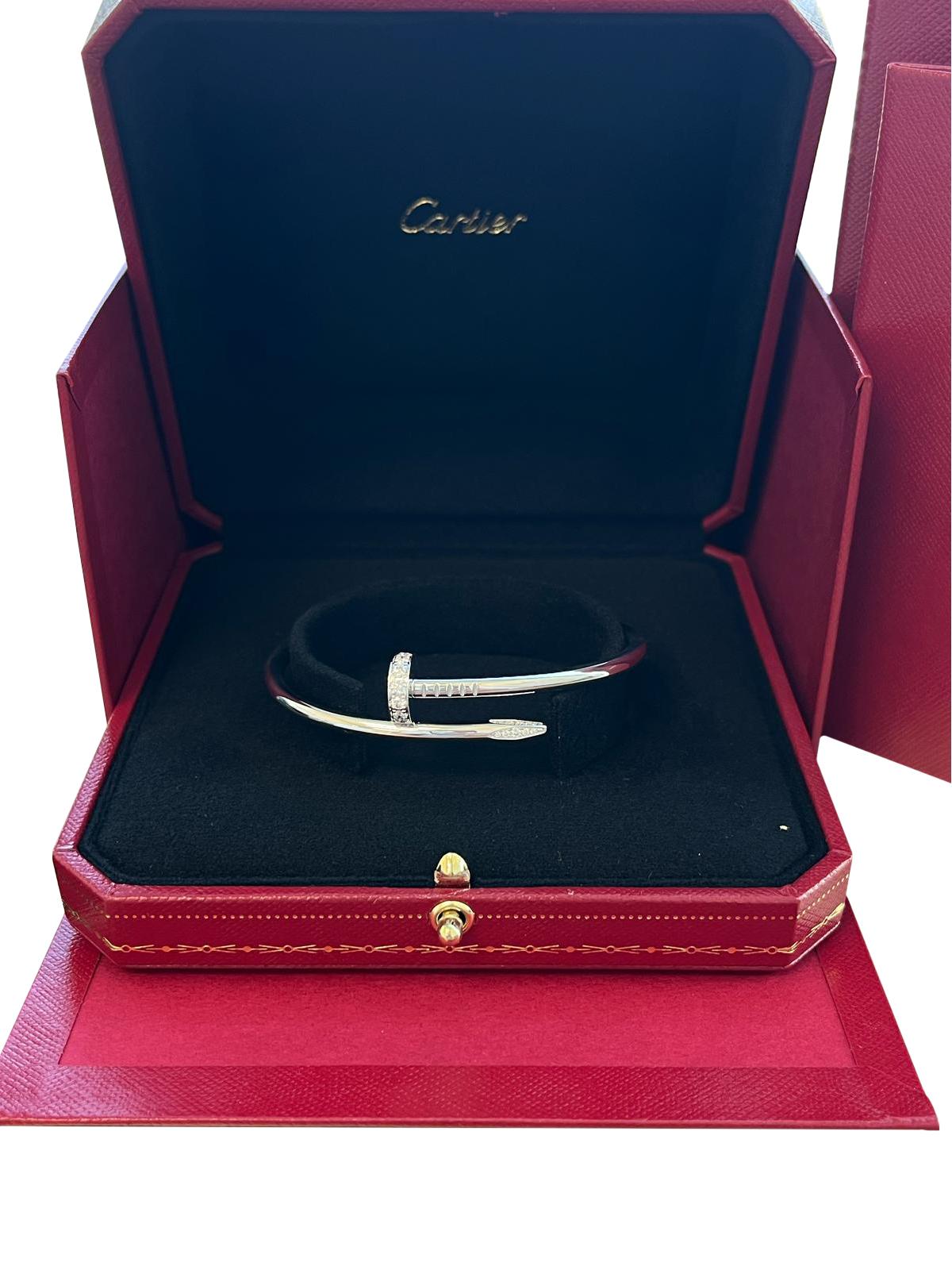 Cartier Juste un Clou Bracciale Classico con 32 diamanti in oro bianco 18 carati in vendita 3