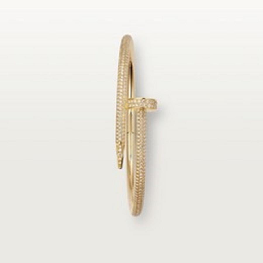 Armband Juste un Clou, klassisch, Weißgold 750/1000, besetzt mit 374 Diamanten im Brillantschliff von insgesamt 2,26 Karat. Breite: 3,5 mm (für Größe 16).

Wir bei PRADERA wissen, dass der Online-Kauf eines gebrauchten Luxusjuwels entmutigend sein