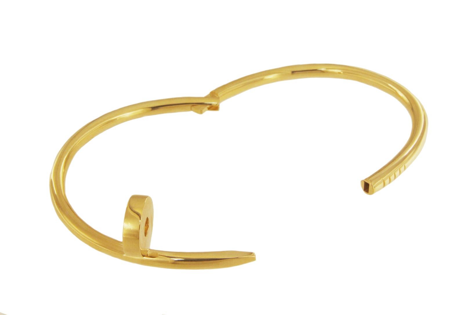 A nail becomes jewelry. Designed in 1970s New York, the first Juste un Clou bracelet reflected a wild, freewheeling era. Bold, modern, and innovative, Juste un Clou is a creative twist on a familiar object. This jewelry collection transcends the