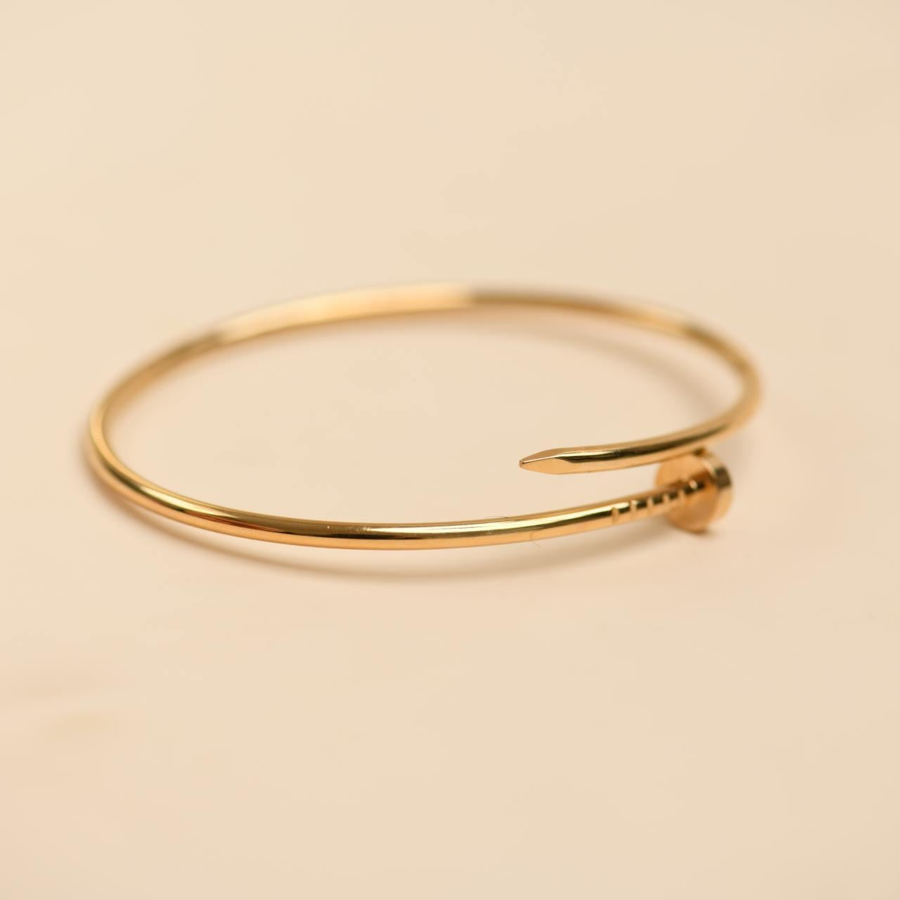 Cartier Juste un Clou, petit modèle, bracelet en or jaune 18 carats, taille 19 en vente 1