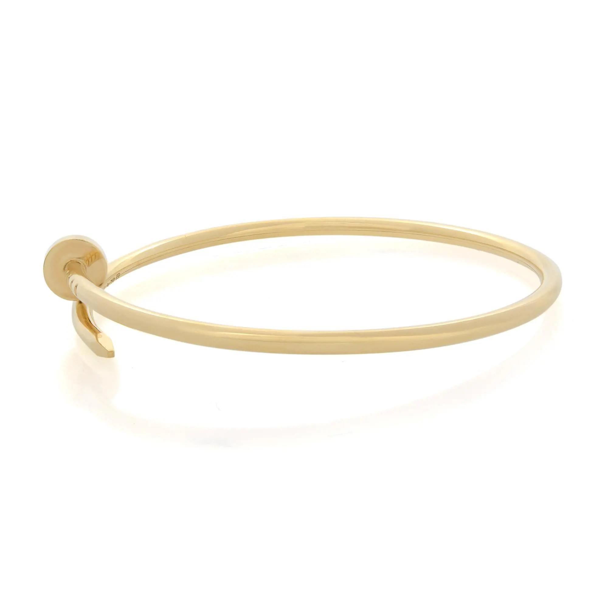 Bracelet Cartier Juste un Clou, petit modèle, réalisé en or jaune 18 carats. Taille 17. Largeur 2,5 mm. Le bracelet est marqué 