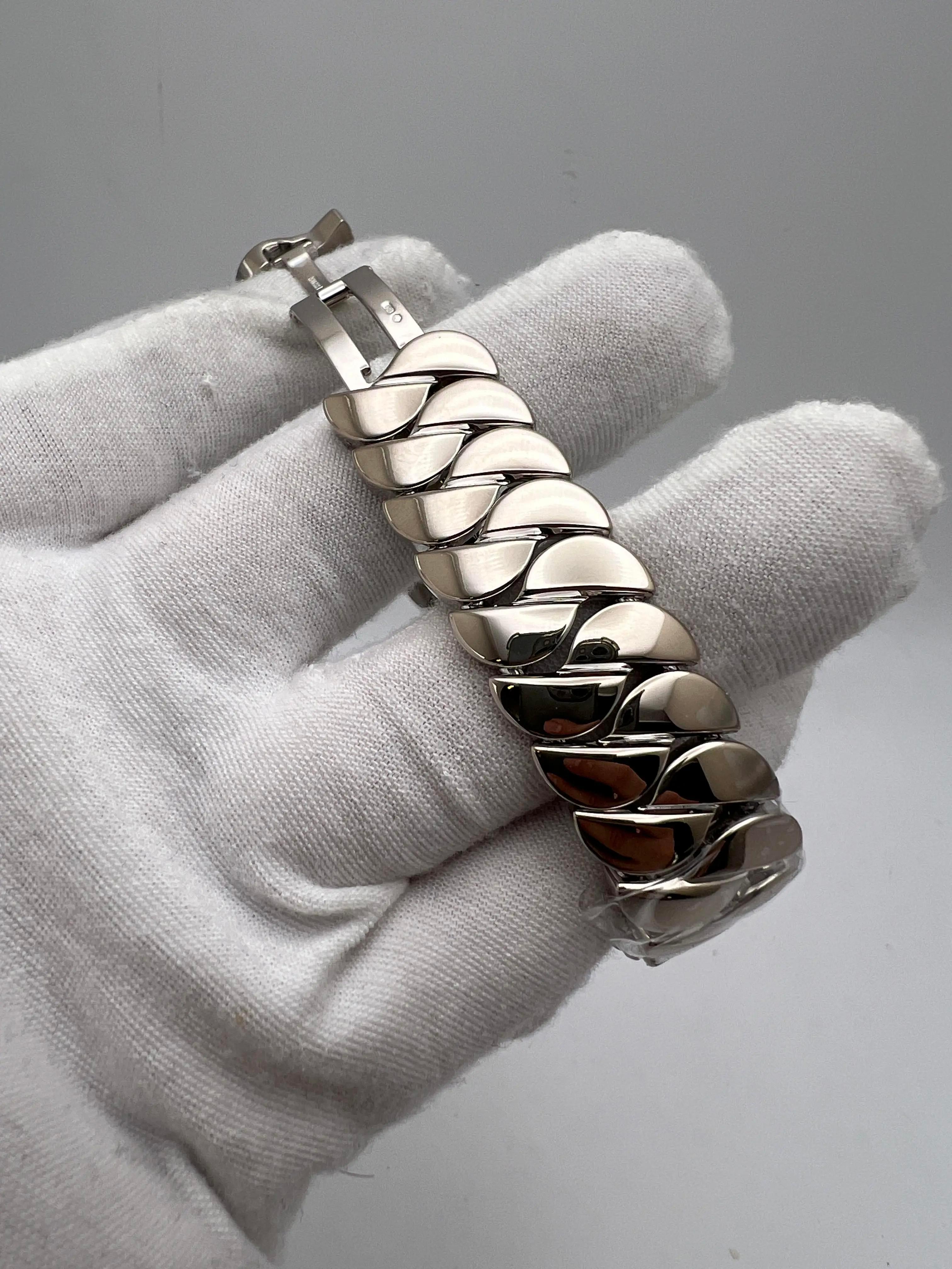Cartier La Dona 195g Oro bianco 18 carati Lunetta di diamanti Orologio di grandi dimensioni WE60019G B. B. in vendita 6