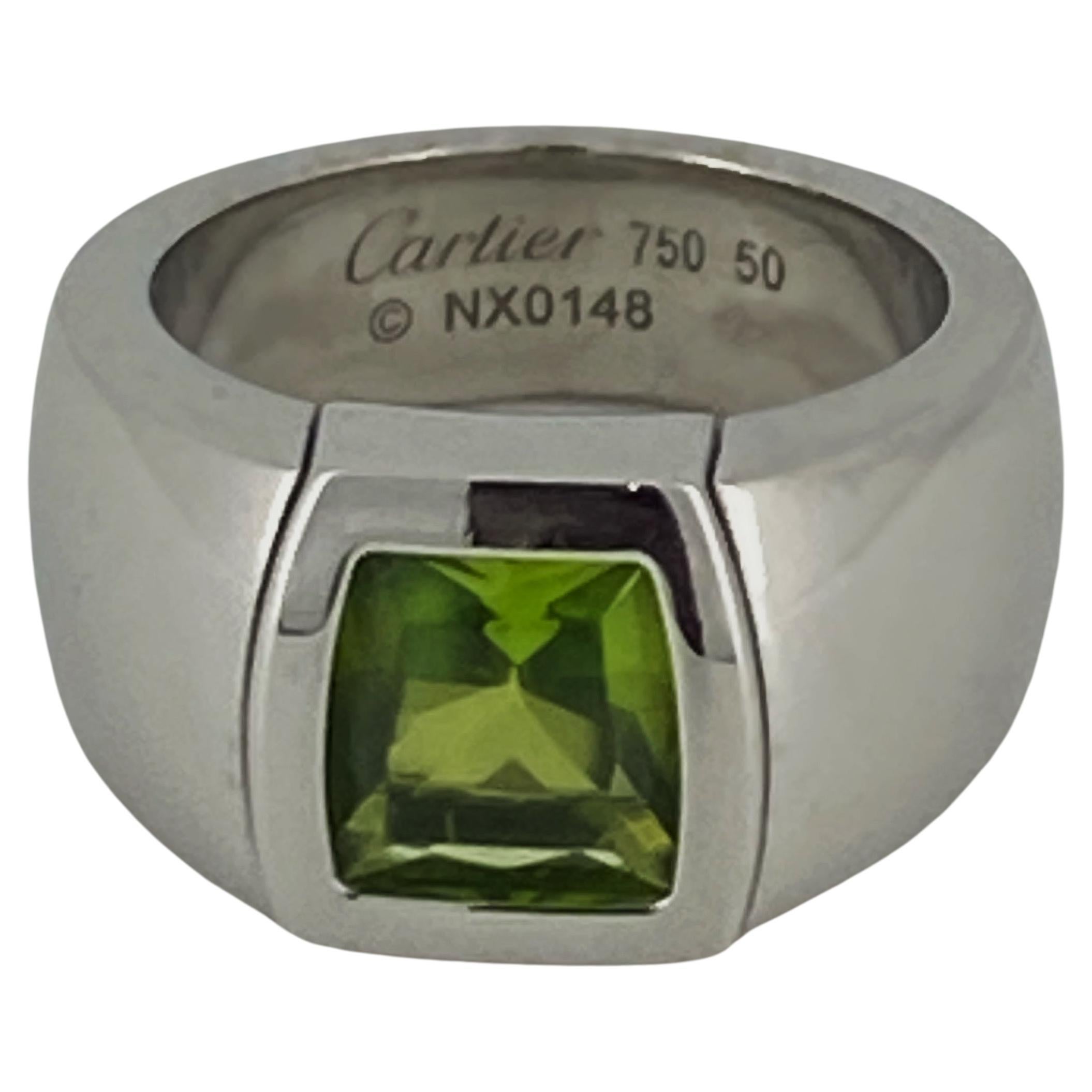 Cartier La Dona 3.00ct Cushion Peridot 18K 750 White Gold Cocktail Ring. Size 50 For Sale