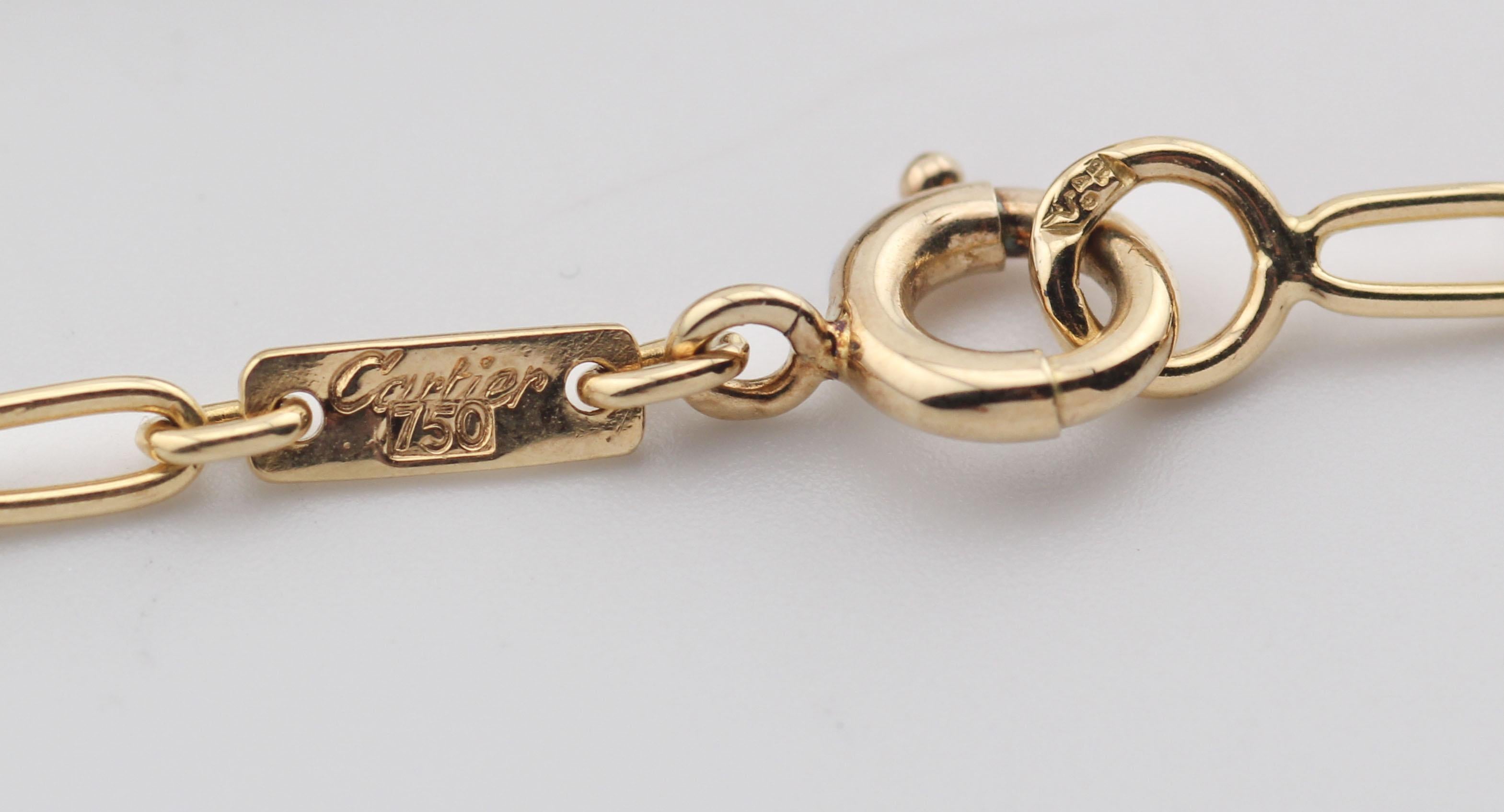 Cartier Lack Smaragd 18k Gold  Panthere Anhänger Lange Halskette im Angebot 3