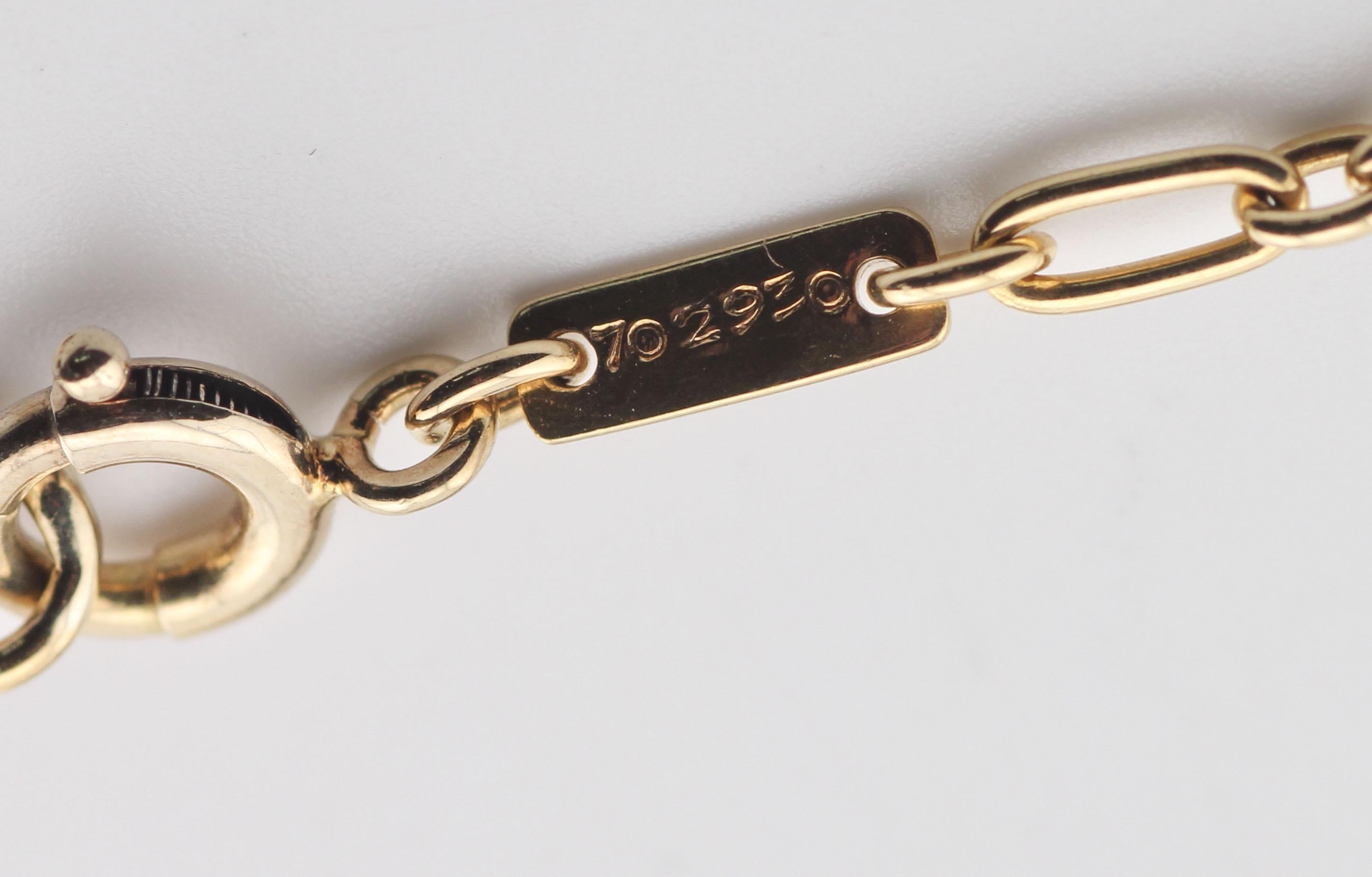 Cartier Lack Smaragd 18k Gold  Panthere Anhänger Lange Halskette im Angebot 4