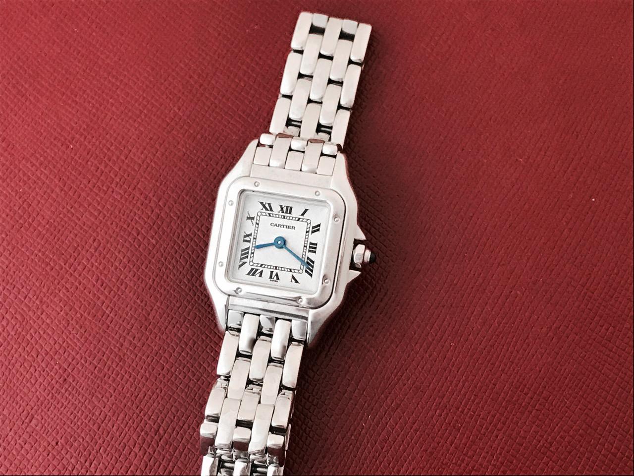 Cartier Ladies 18 Karat White Gold Panther Quartz Wristwatch For Sale 1