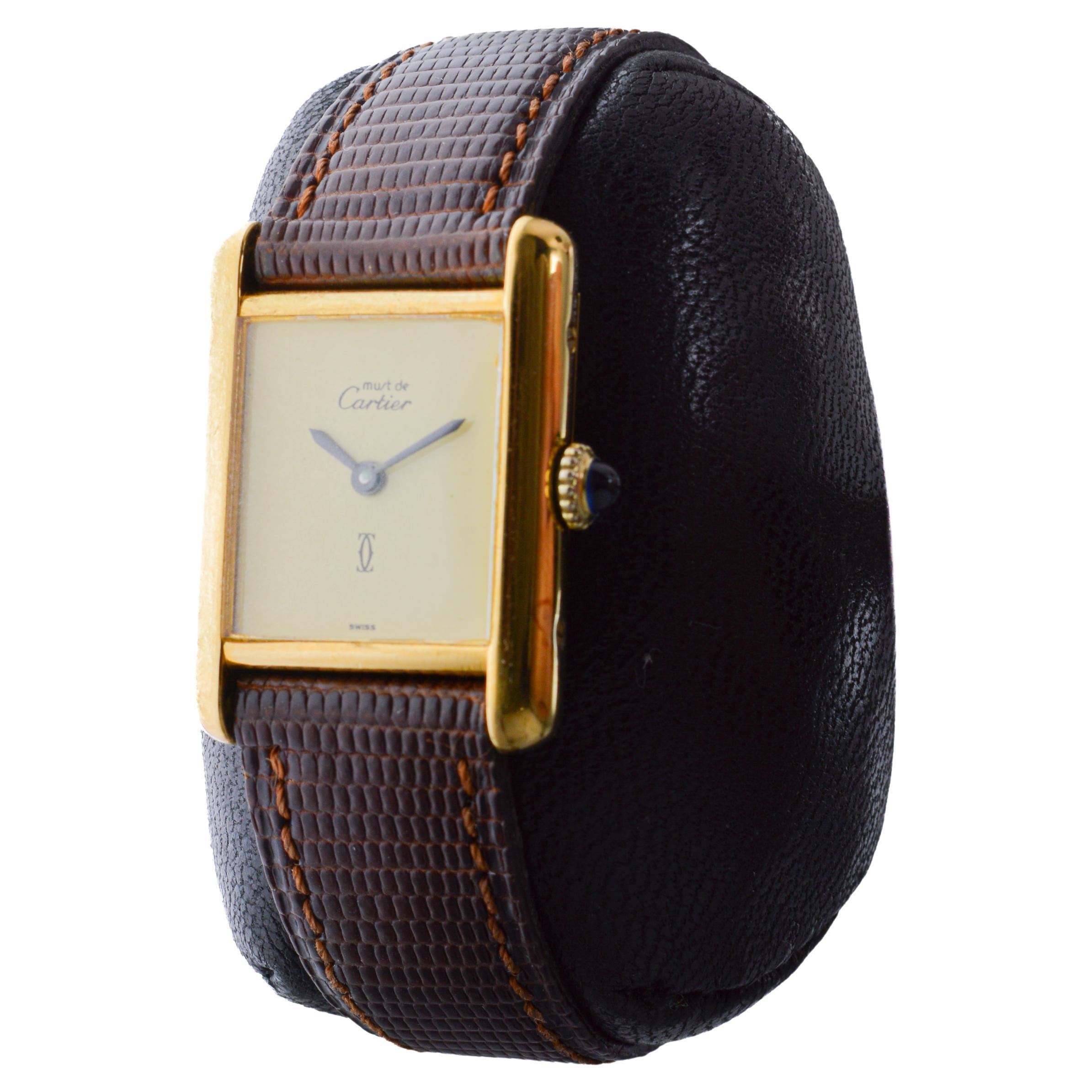 Reloj de pulsera Cartier para señora en oro amarillo circa 1970's Todo original en venta 6