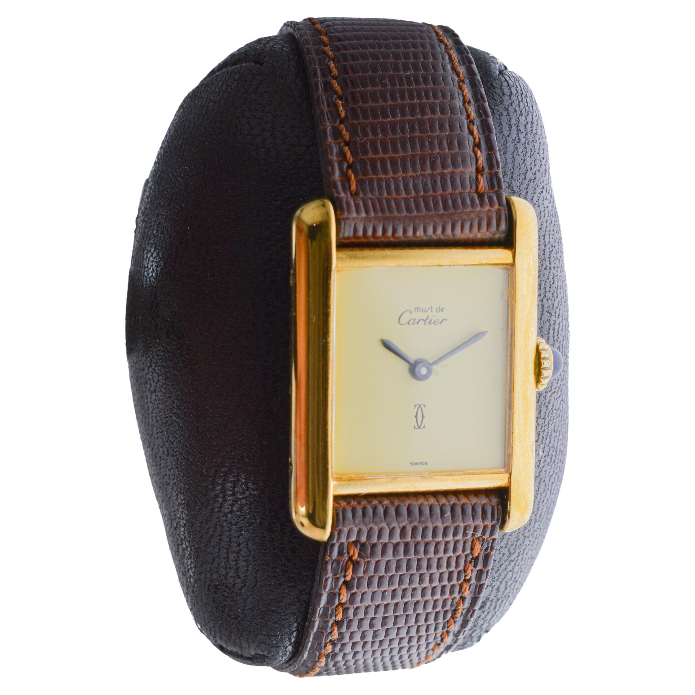 Reloj de pulsera Cartier para señora en oro amarillo circa 1970's Todo original en venta 2