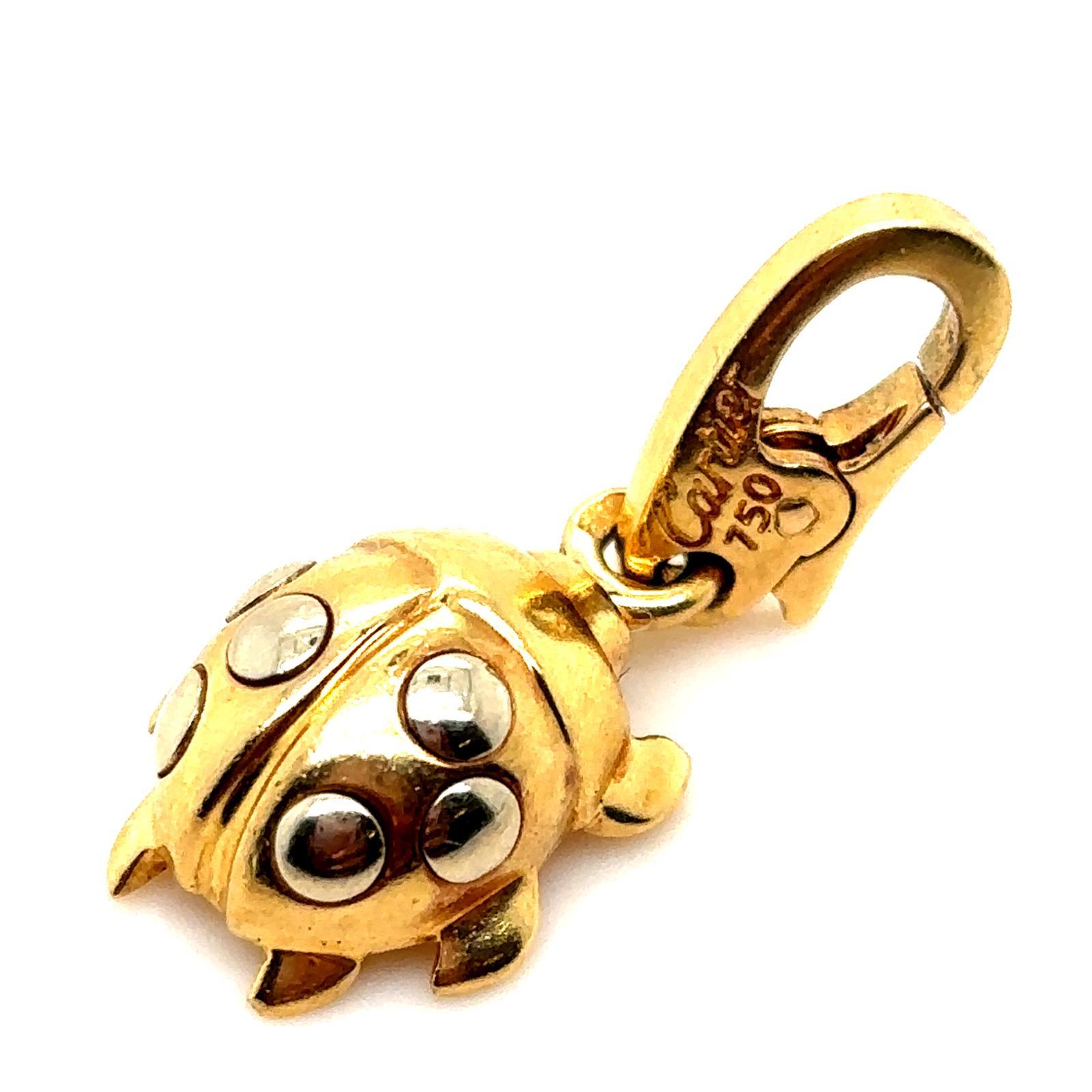 Cartier ladybug 18 karat yellow gold charm, circa 2000

This sweet 18 karat white gold charm was created by Cartier for their charm collection to enhance either their bracelets or necklaces. 

Designed as a cartoon like plain polished 18 karat