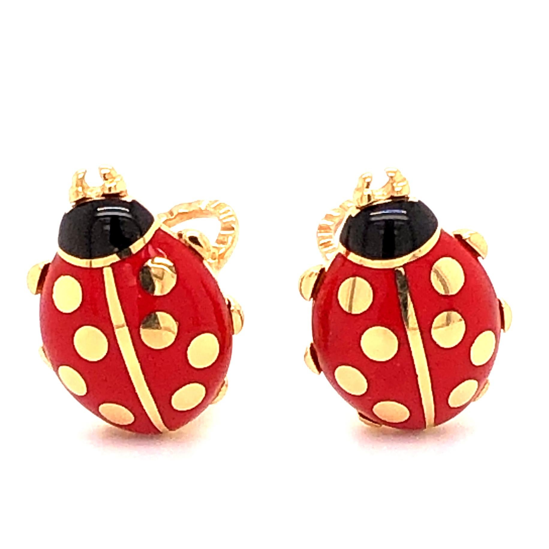 Cartier ladybug earclips with red and black enamelling in 18k yellow gold. The earclips are fun for daily wear and for various occasions. They are signed Cartier, numbered and marked with the 18k gold stamp. 