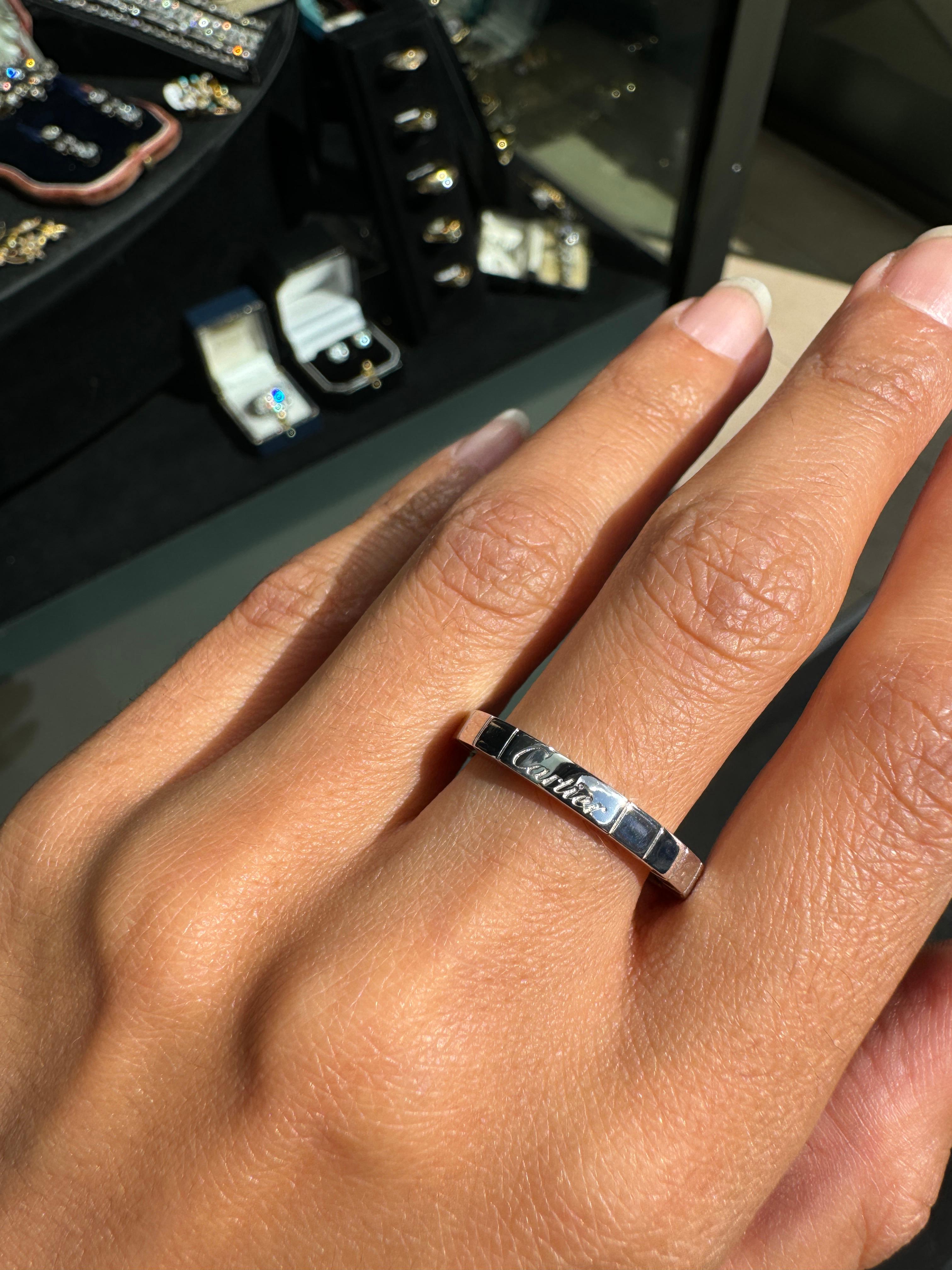 Cartier Lanières 18 Carat White Gold Wedding Band Ring In Excellent Condition For Sale In London, GB