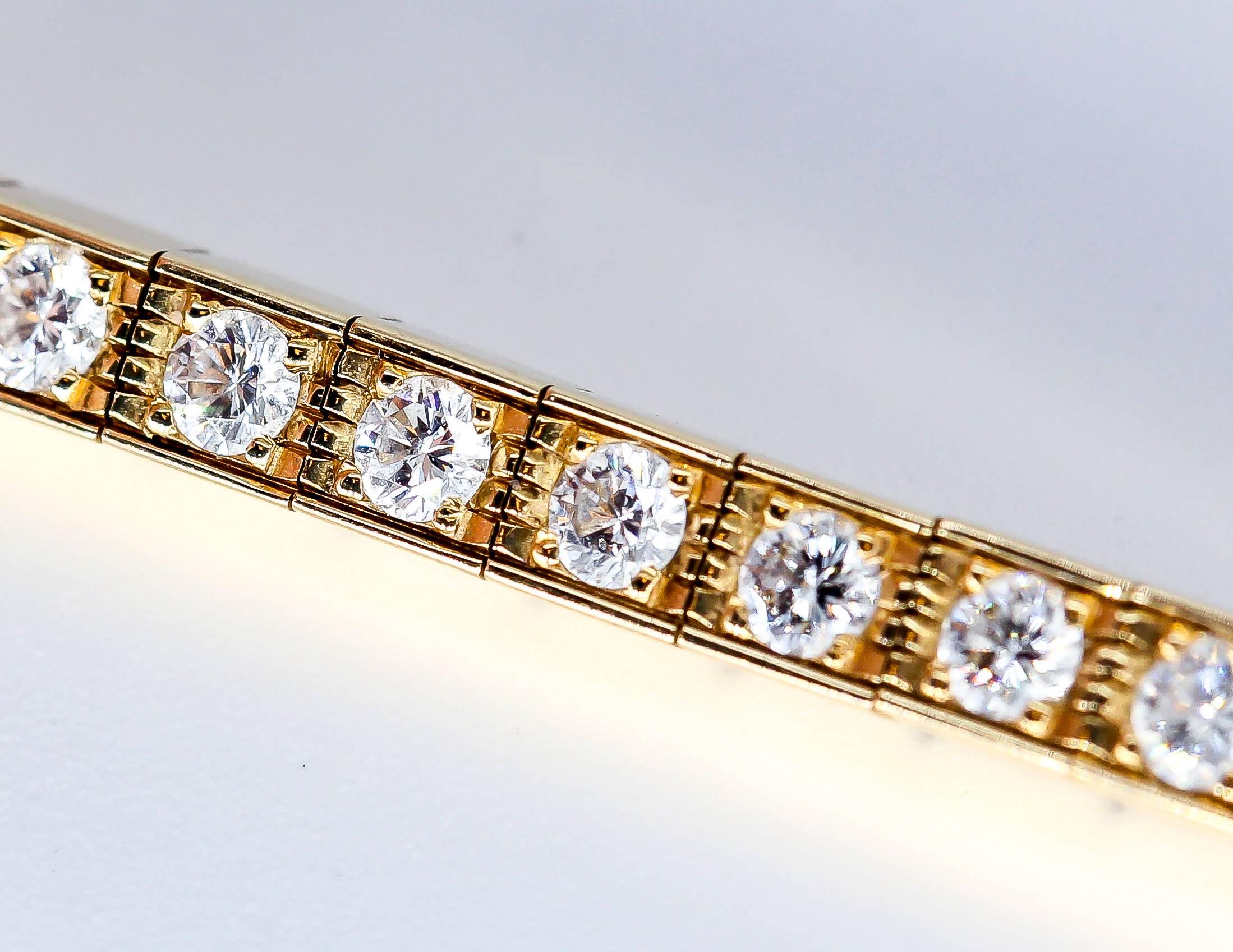 Women's or Men's Cartier Lanieres Diamond and Gold Line Bracelet