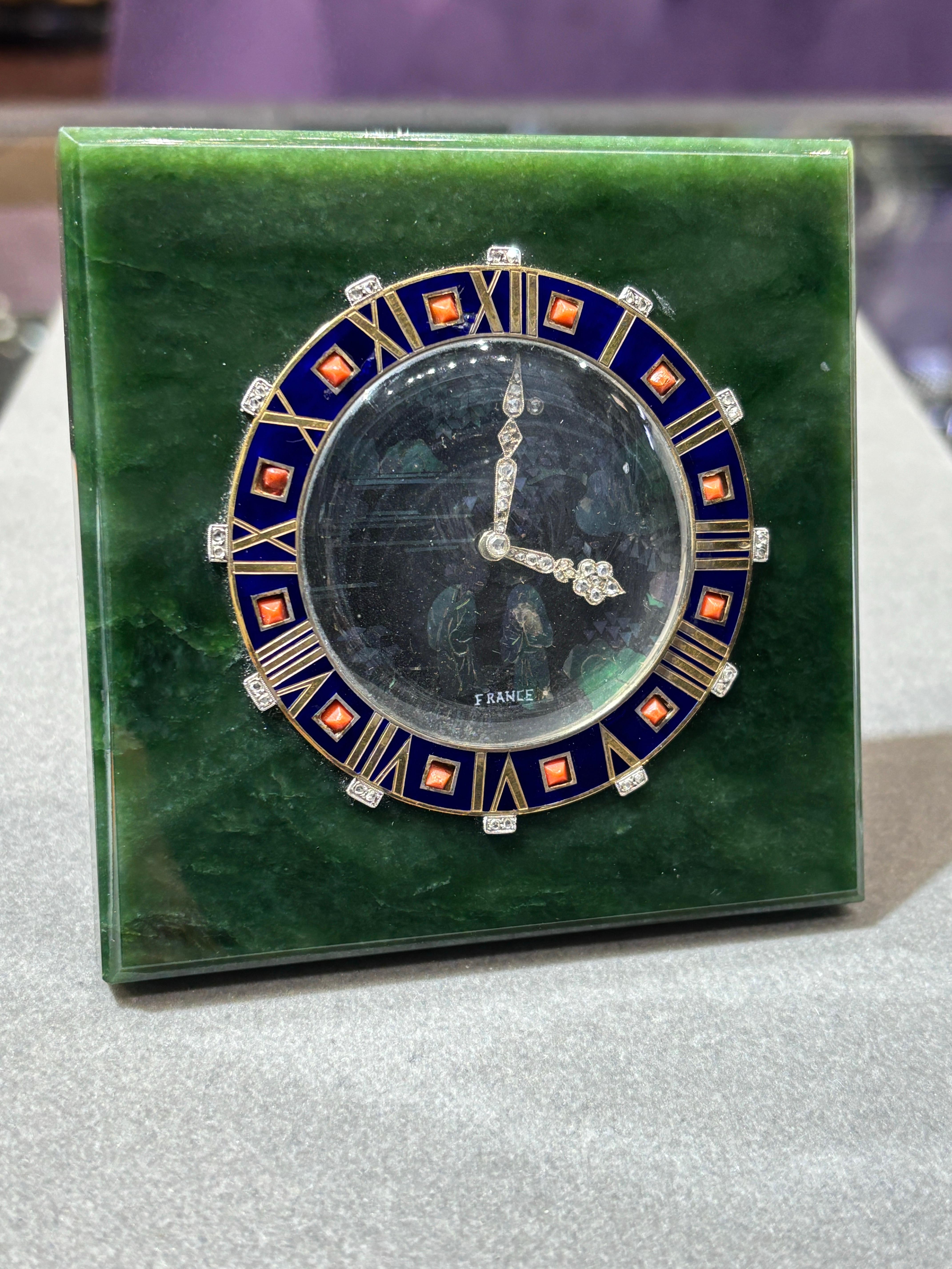 Cartier Laque Art Deco Burgaute Lack Tischuhr im Angebot 4