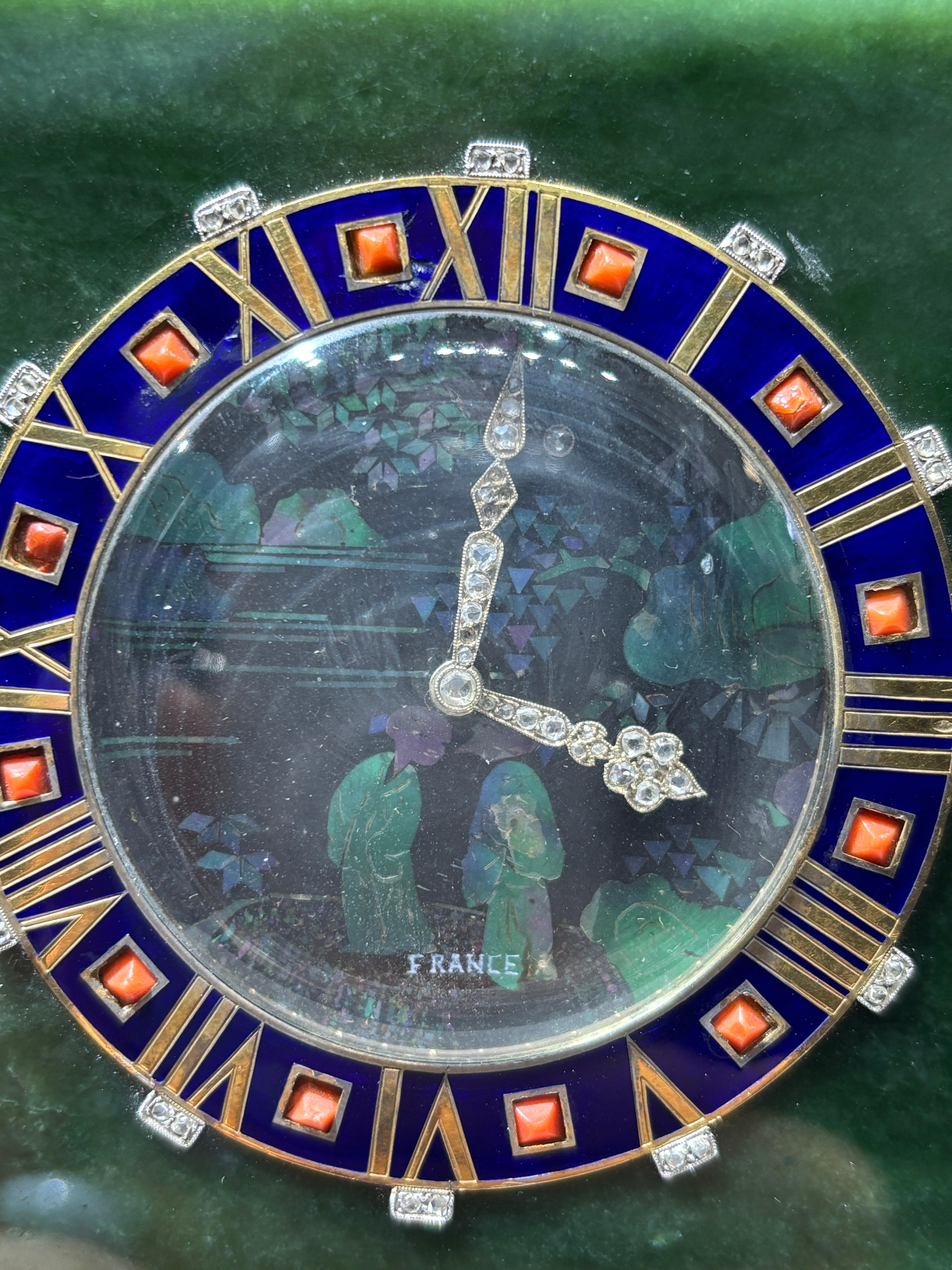 Cartier Laque Art Deco Burgaute Lack Tischuhr im Angebot 5