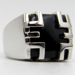 Cartier Le Baiser Du Dragon 18k White Gold Hawks Eye Ring