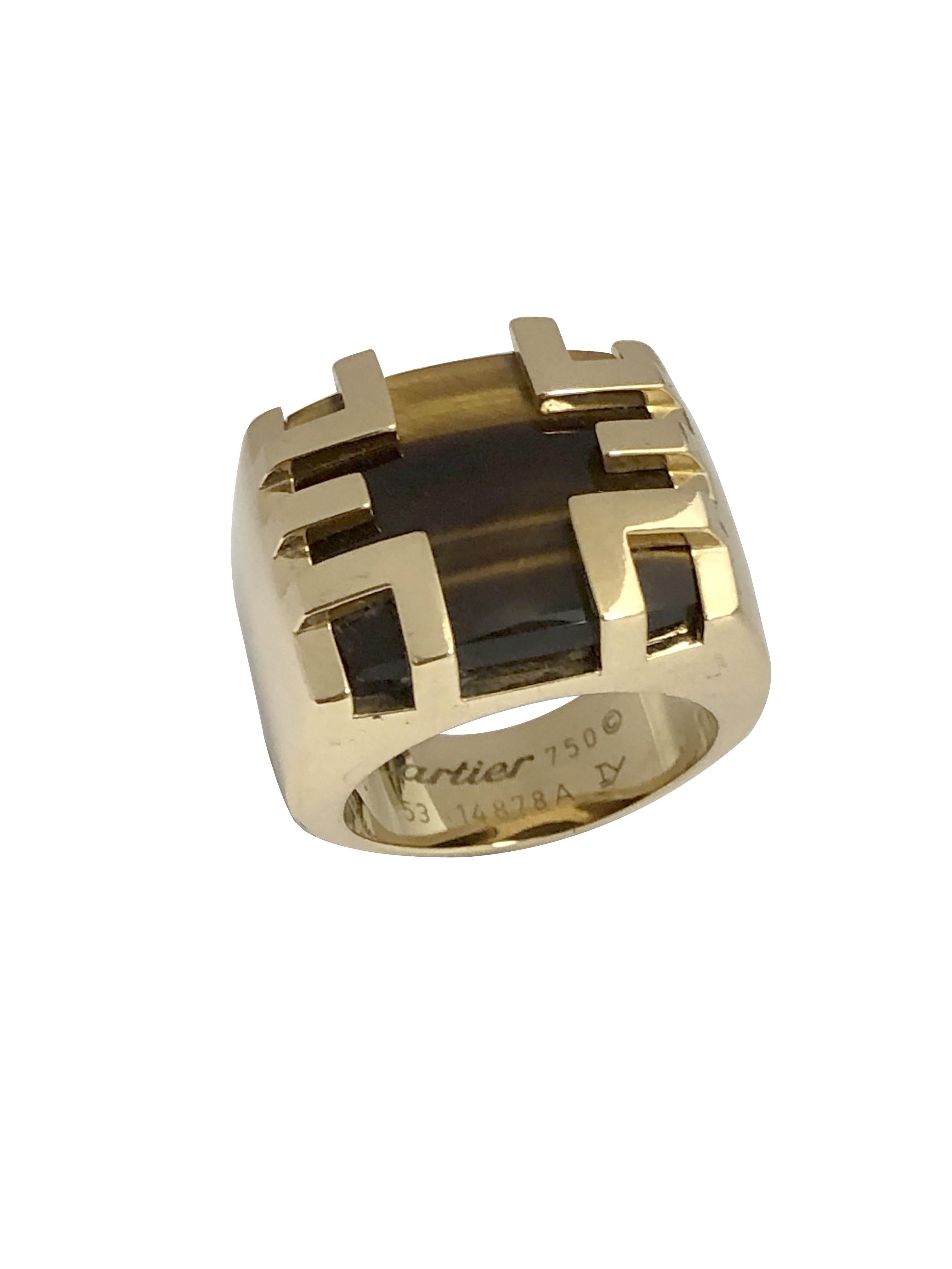 Cartier Le Baiser Du Dragon Large yellow Gold and Tiger Eye Ring For Sale 1