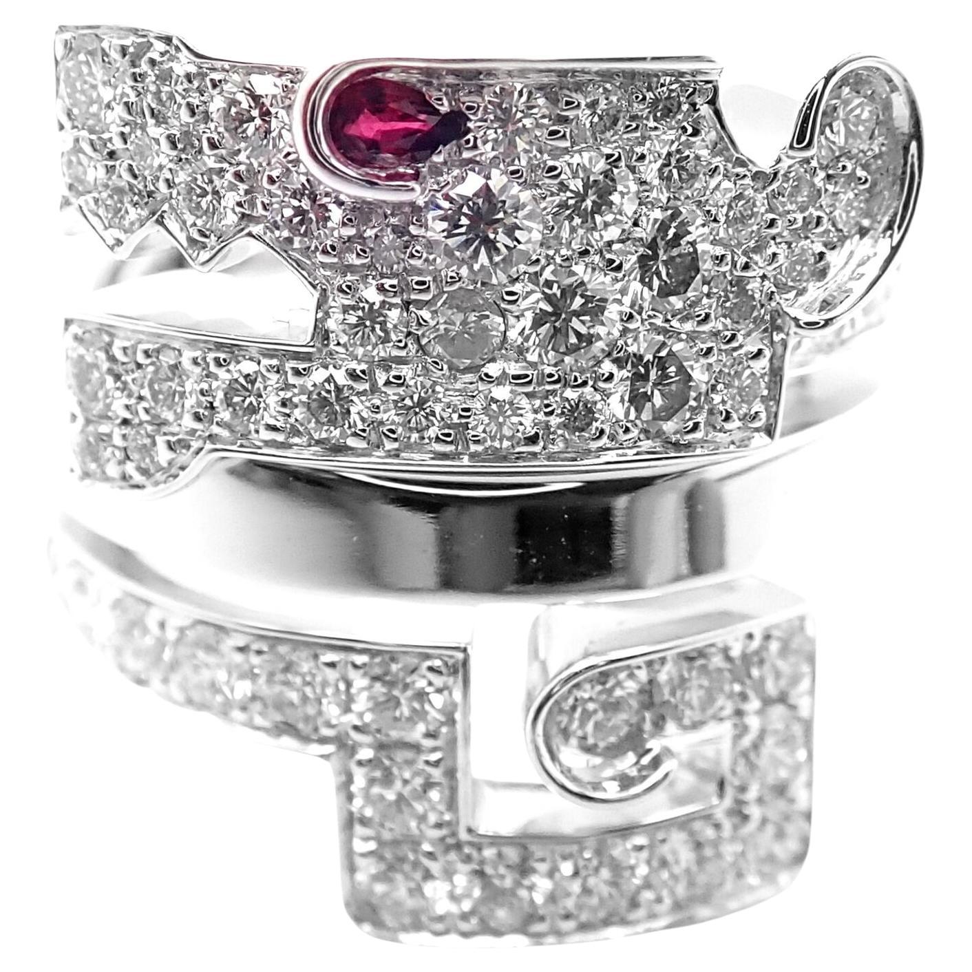 Cartier, bague Le Baiser Du Dragon en or, rubis et diamants