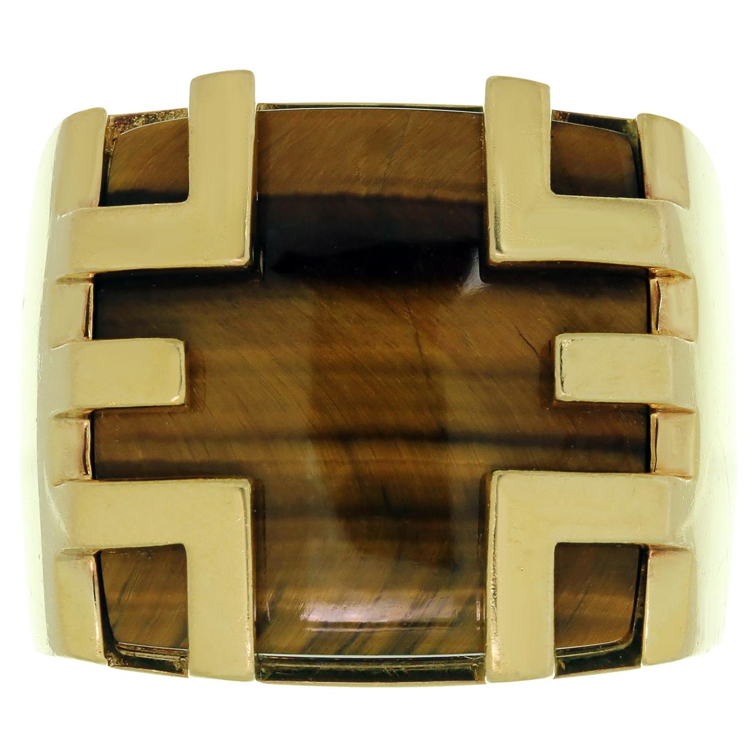 Cartier Le Baiser Du Dragon Tiger Eye Yellow Gold Vintage Ring 57 In Good Condition For Sale In New York, NY