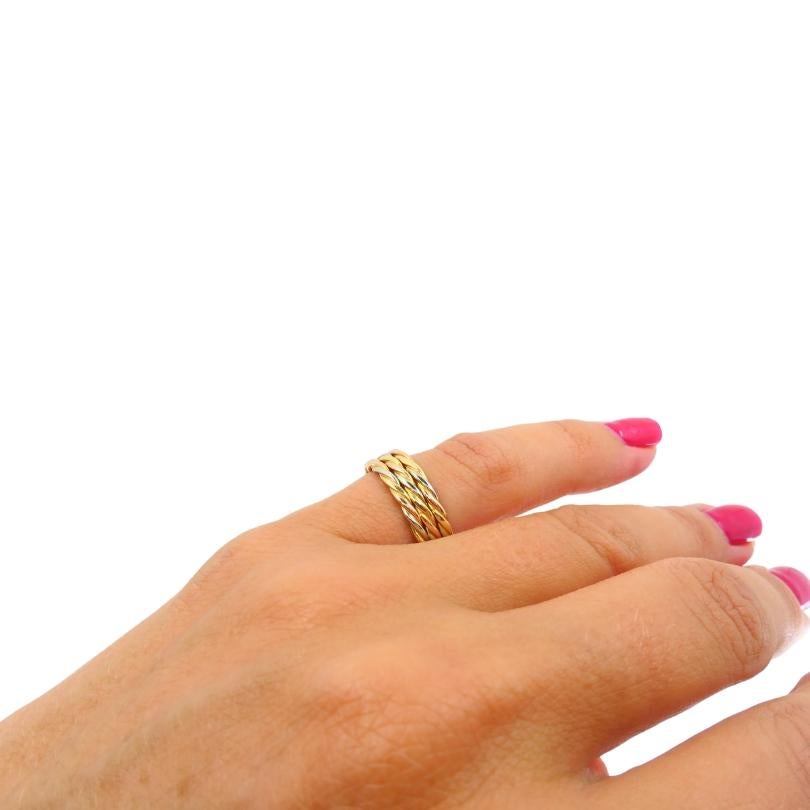 Must de Cartier Anello Trinità intrecciato in oro 18 carati In condizioni ottime in vendita a Beverly Hills, CA