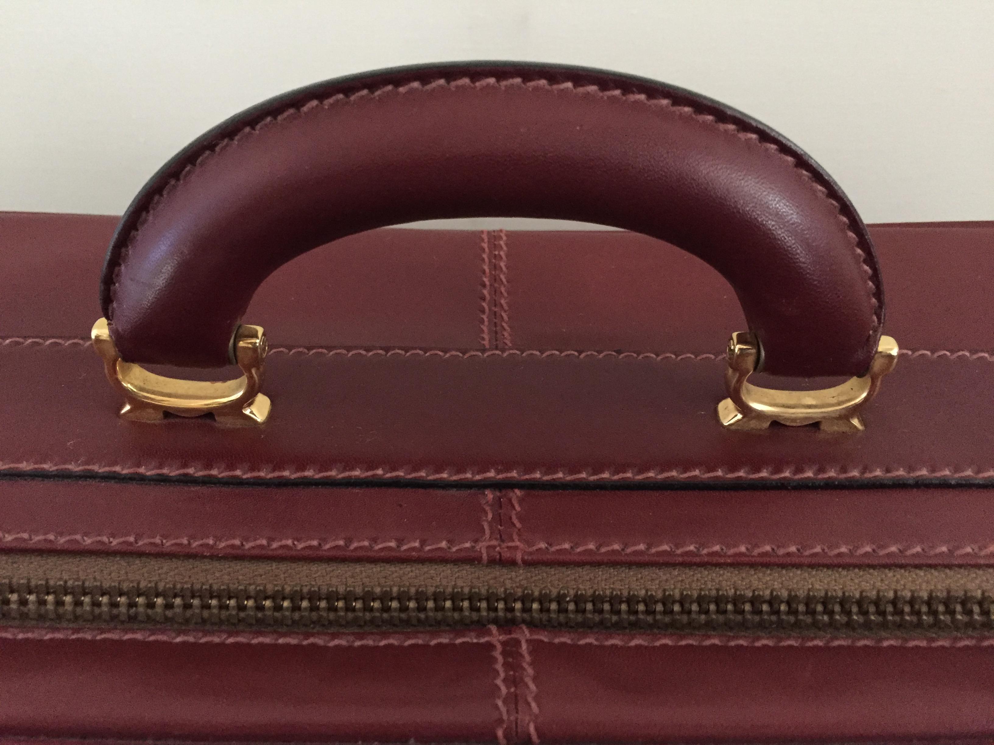 20th Century Cartier Les Must de Cartier Burgundy Leather Travel Overnight Suitcase / Luggage