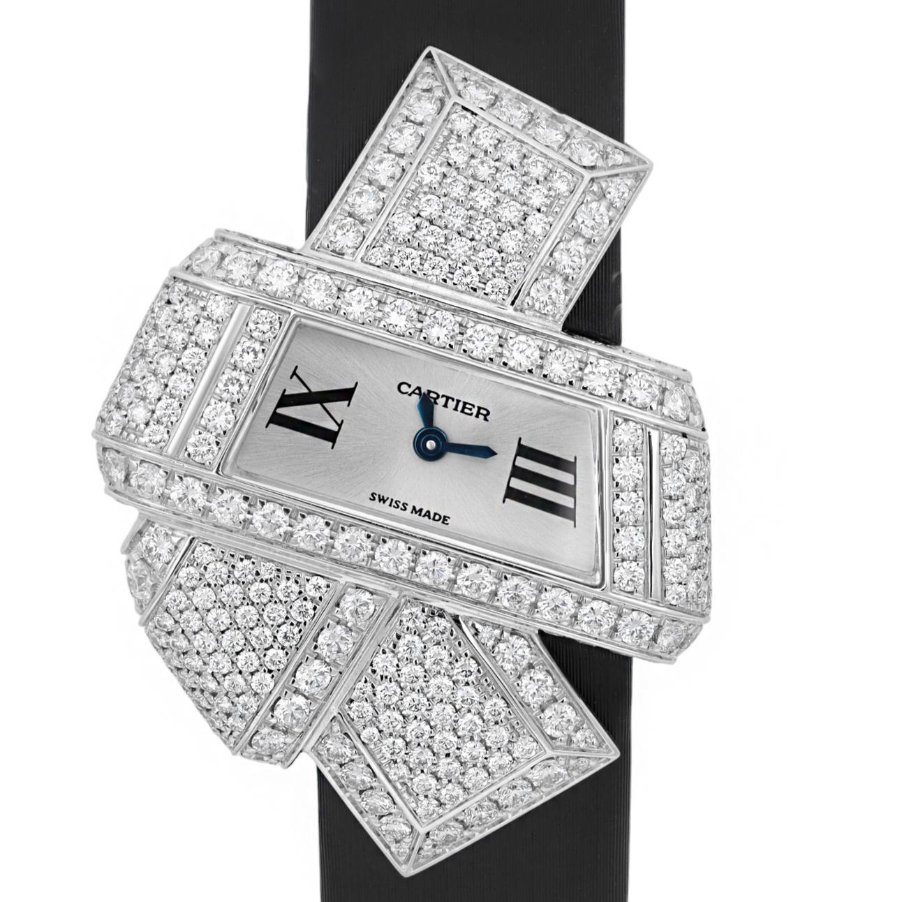 Pre-owned in excellent condition. Unworn band. Comes with original box but no papers.

💎 Cartier 3080 Women's Wristwatch
📌 Overview
Brand: Cartier

Model Number: 3080

Type: Wristwatch

Department: Women

Style: Luxury

Customized: No

⚙️ Movement