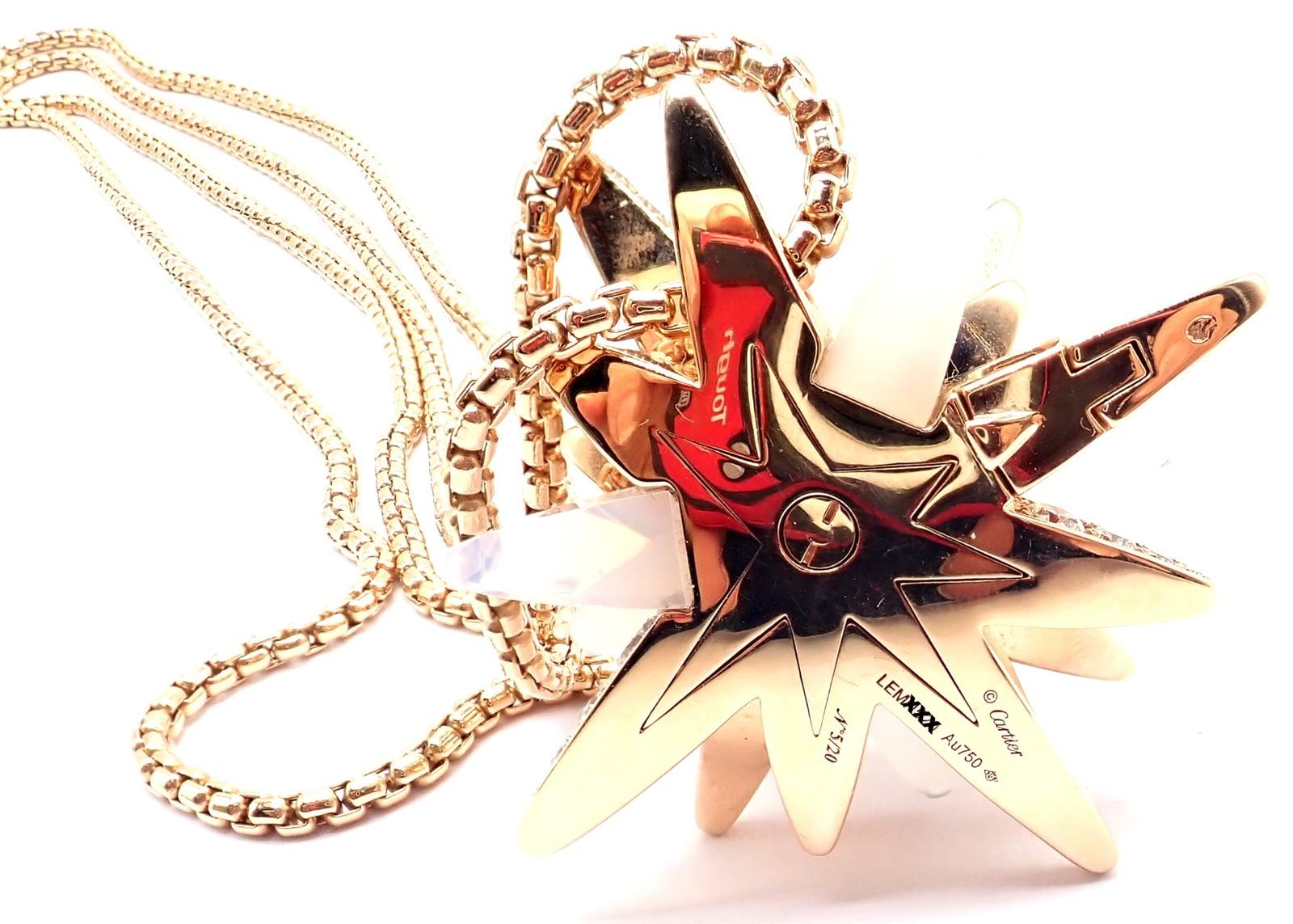 Cartier Collana con ciondolo in oro rosa frattale con pietra lunare e diamanti a edizione limitata in vendita 6