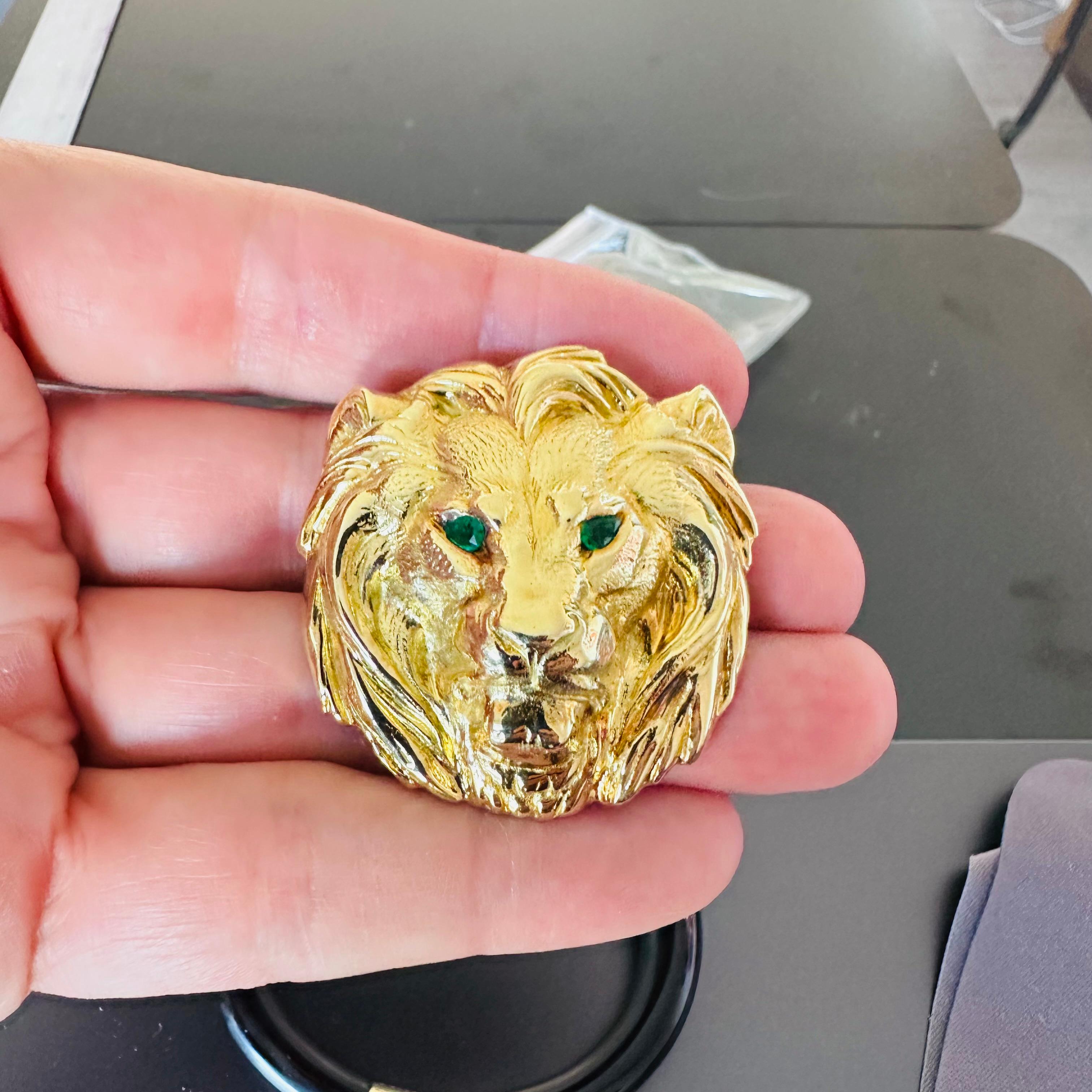 Cartier Lion Head Medallion Brooch In Fair Condition In Beverly Hills, CA