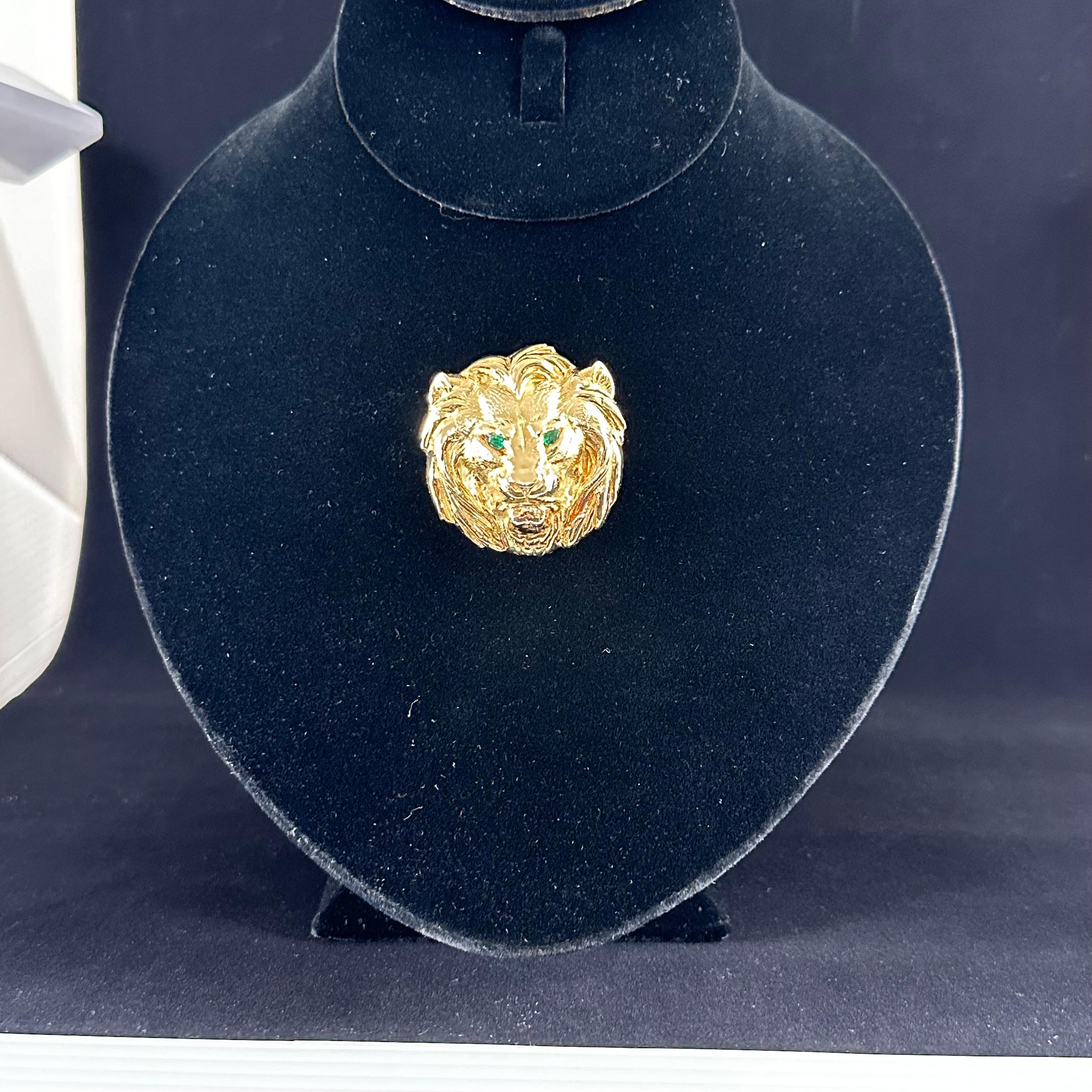 Cartier Lion Head Medallion Brooch 4