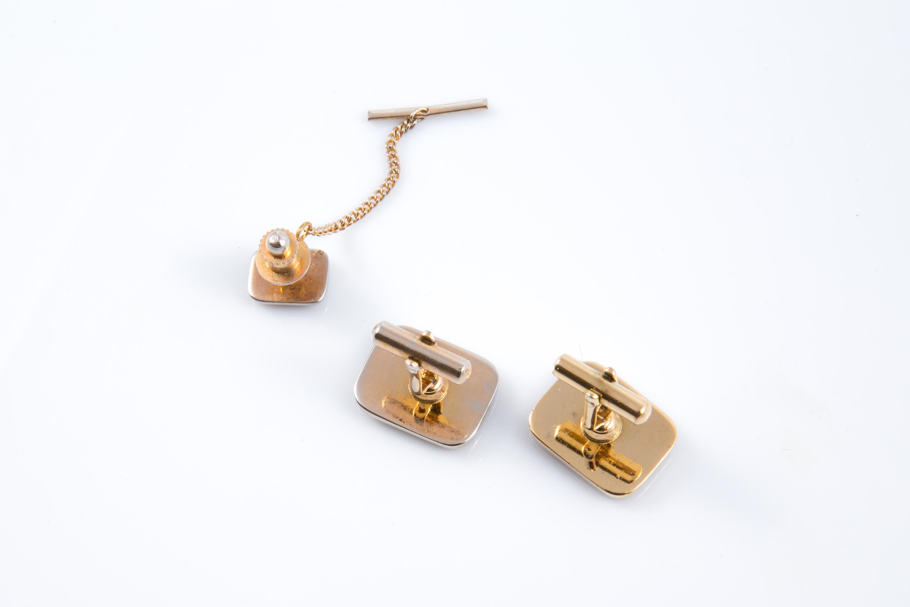 Set de gemelos y pasador de corbata Logo Cartier Burdeos en Bueno estado para la venta en Paris, FR