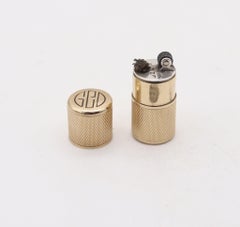 CARTIER LONDRES 1914 Encendedor de gasolina Tom Pouce de oro amarillo de 9 quilates con caja