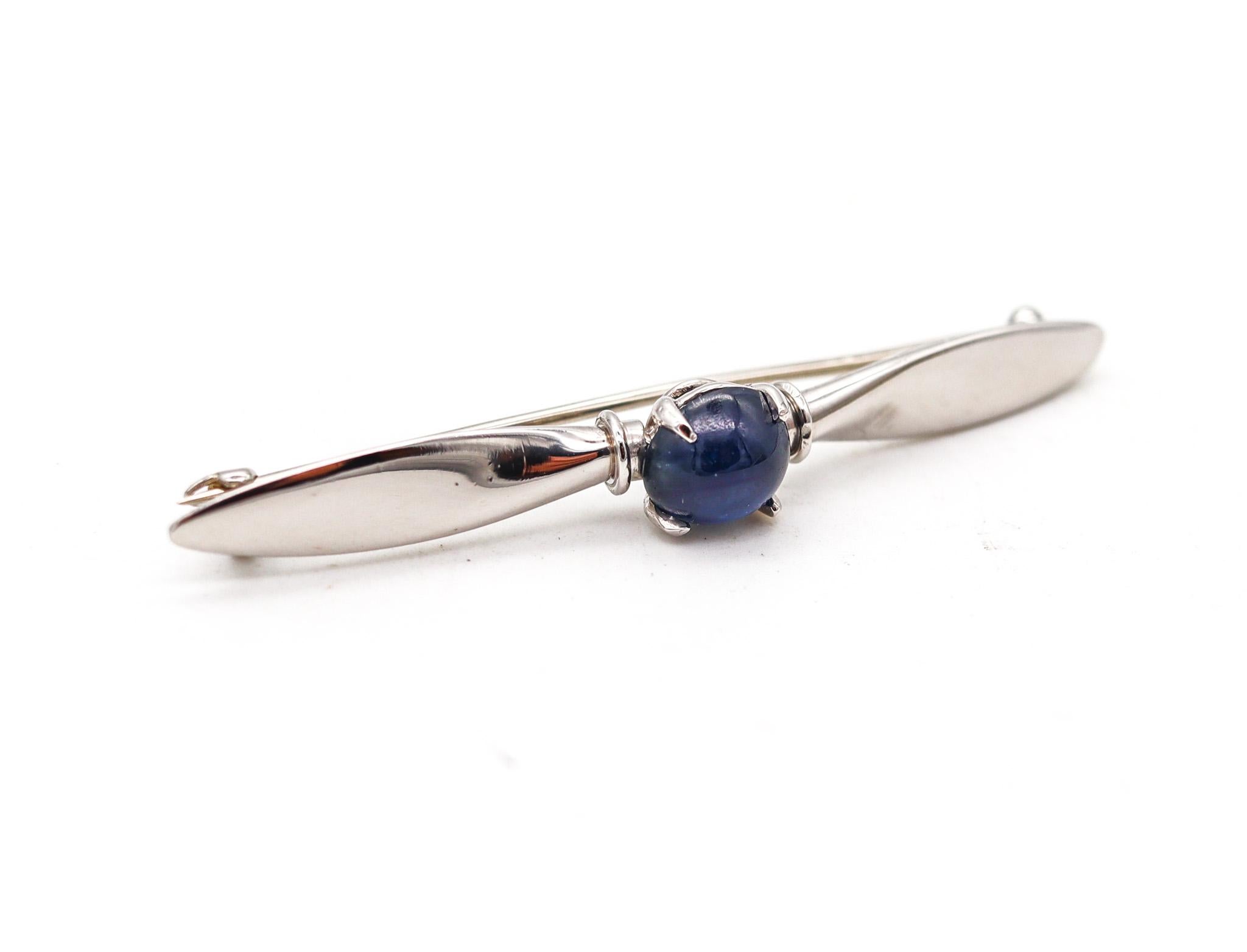 Cartier London 1930 Art Deco Wings Badge Brooch In Platinum With Sapphire In Box In Excellent Condition For Sale In Miami, FL