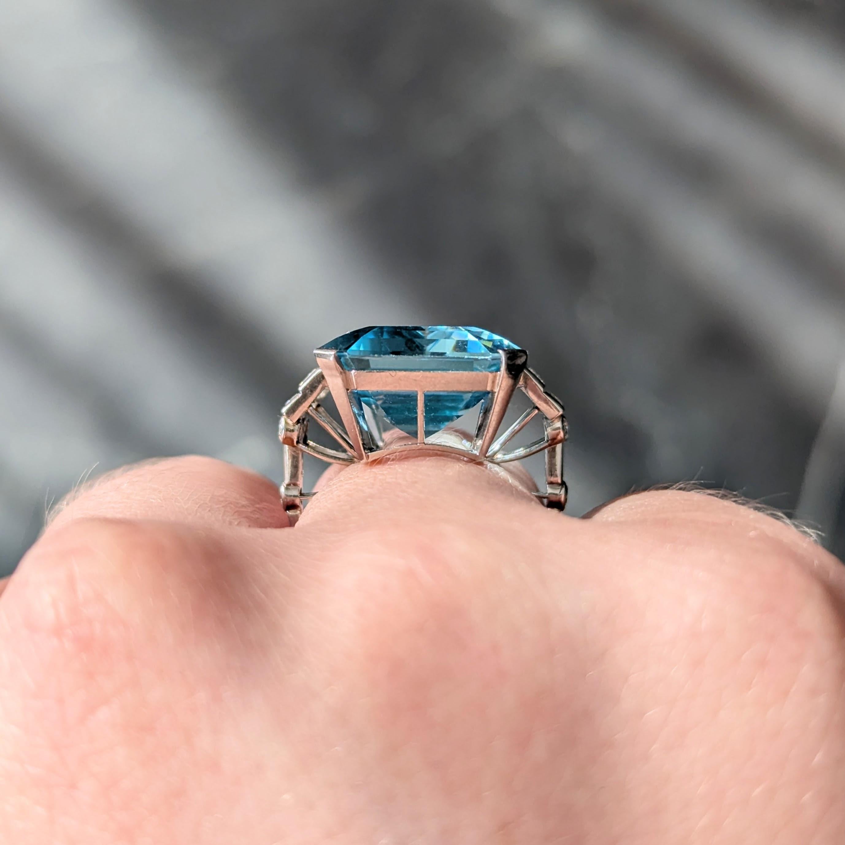 Cartier London 1950 22.30 CTW Aquamarine Diamond Platinum Vintage Cocktail Ring For Sale 5