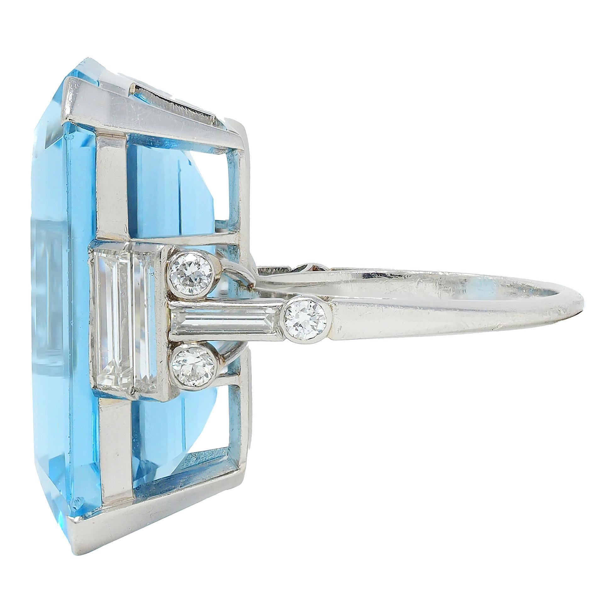 Women's Cartier London 1950 22.30 CTW Aquamarine Diamond Platinum Vintage Cocktail Ring For Sale